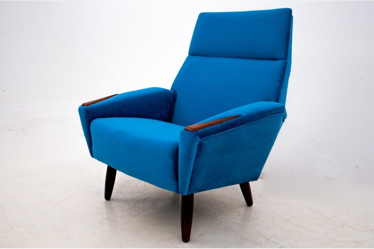 Blue Velvet Modern Armchair, Danish Design, 1970s 2