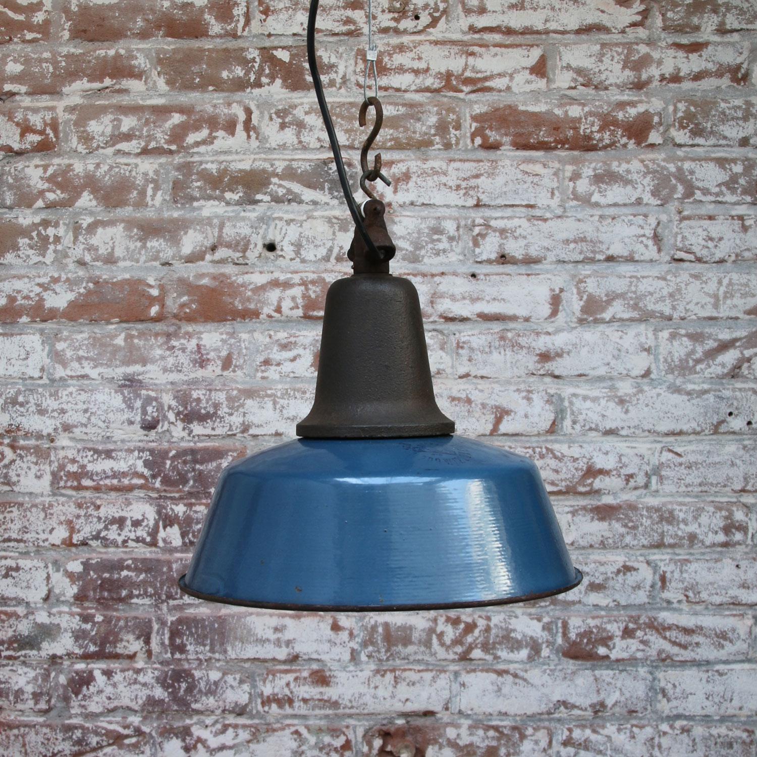 Blue Vintage Industrial Enamel Cast Iron Pendant Light In Good Condition In Amsterdam, NL
