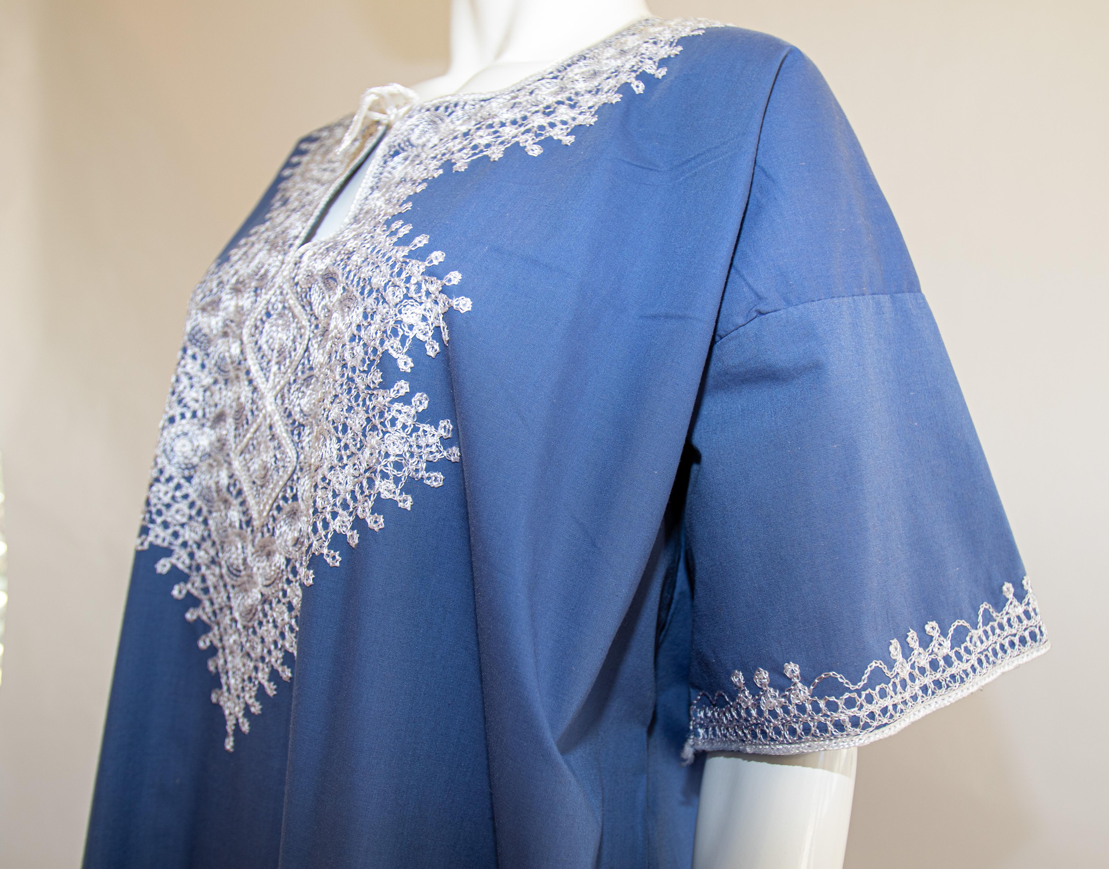 Caftan marocain de Bohème bleu vintage, taille M en vente 2