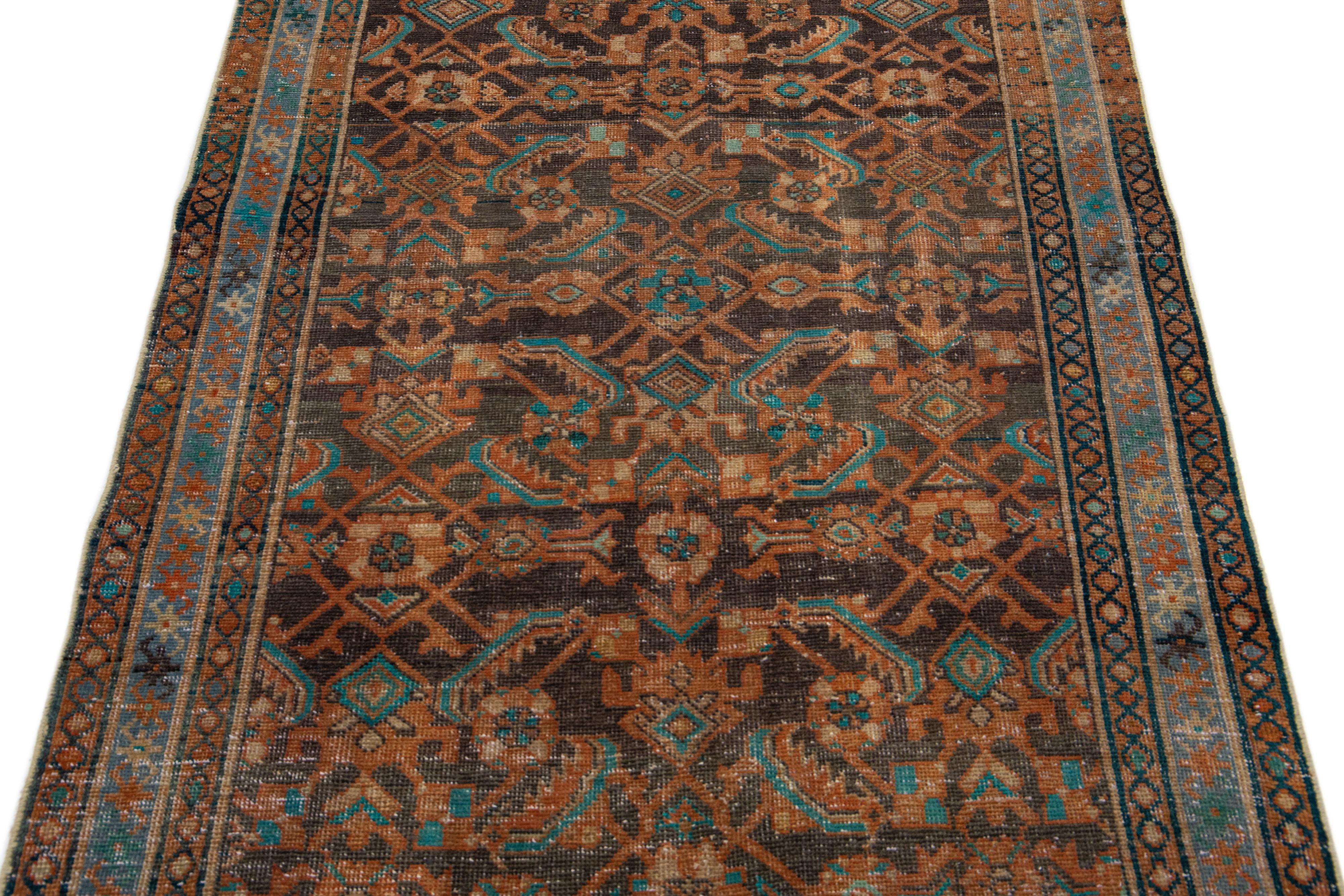 20ième siècle Tapis de couloir persan bleu vintage Malayer en laine fait à la main avec motif sur toute la surface en vente