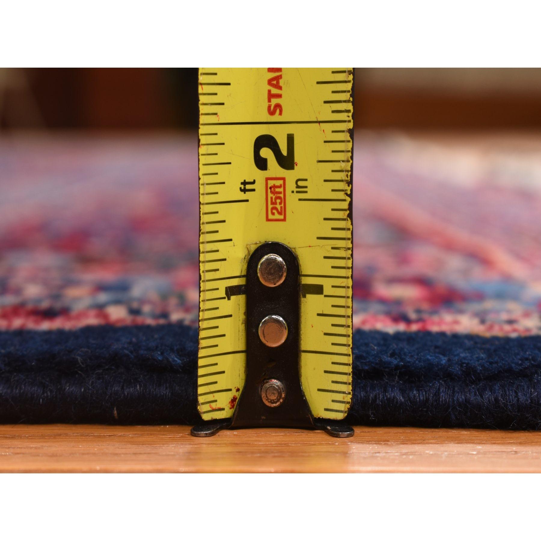 Blauer persischer Meshad-Teppich im Meshad-Medaillon-Design, handgeknüpft, Vintage im Angebot 2