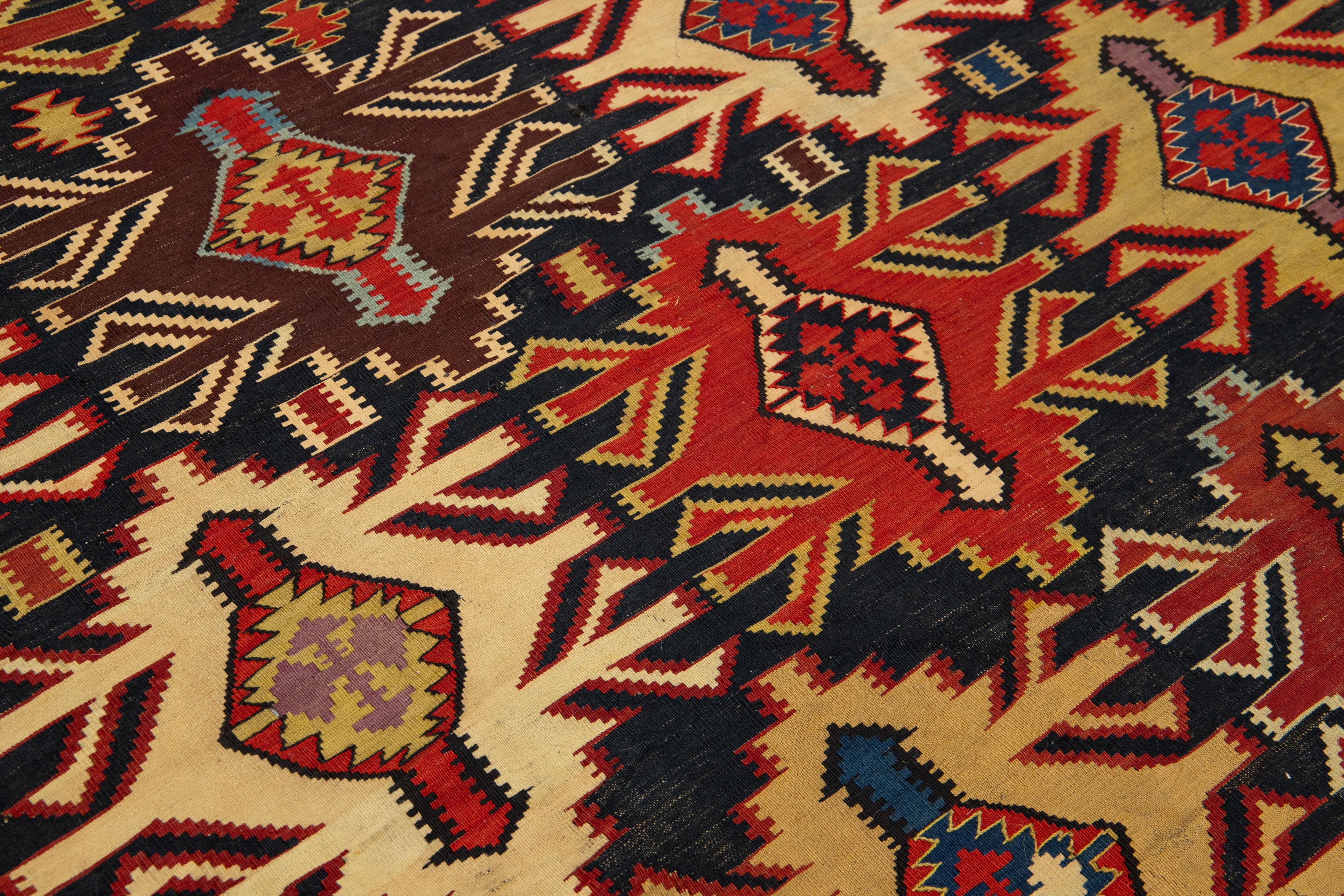 Türkischer Vintage-Kelim-Wollteppich in Blau mit geometrischem Allover-Design im Zustand „Gut“ im Angebot in Norwalk, CT