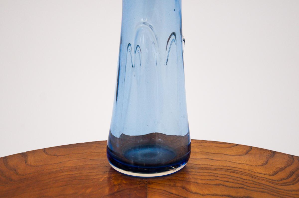 A vase from the 1960s.

Very good condition.

Without damages.

Measures: Height 27 cm / diameter 8 cm.
