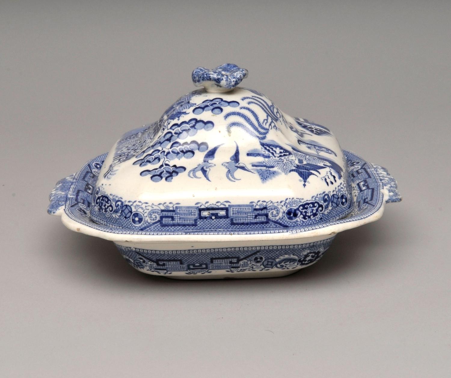 British Blue and White Antique Tureen For Sale