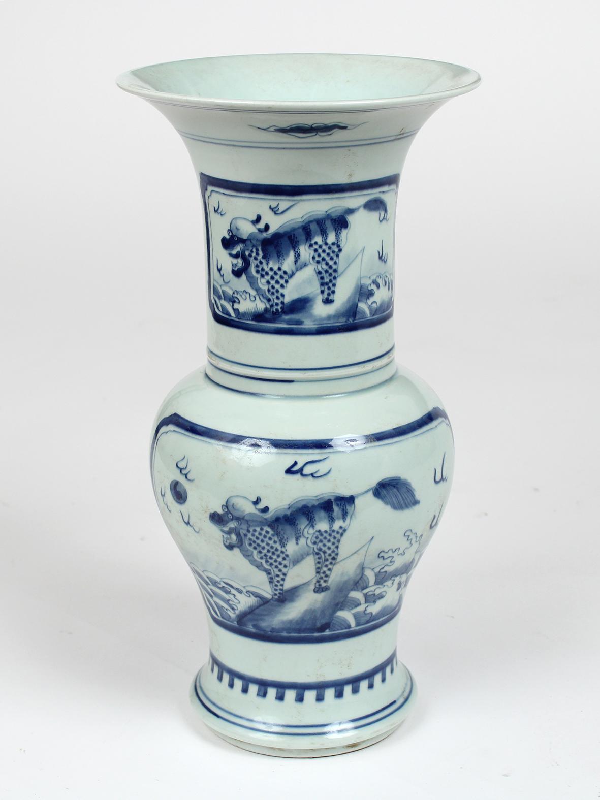 Chinese Export Blue and White Chinese Porcelain Vases