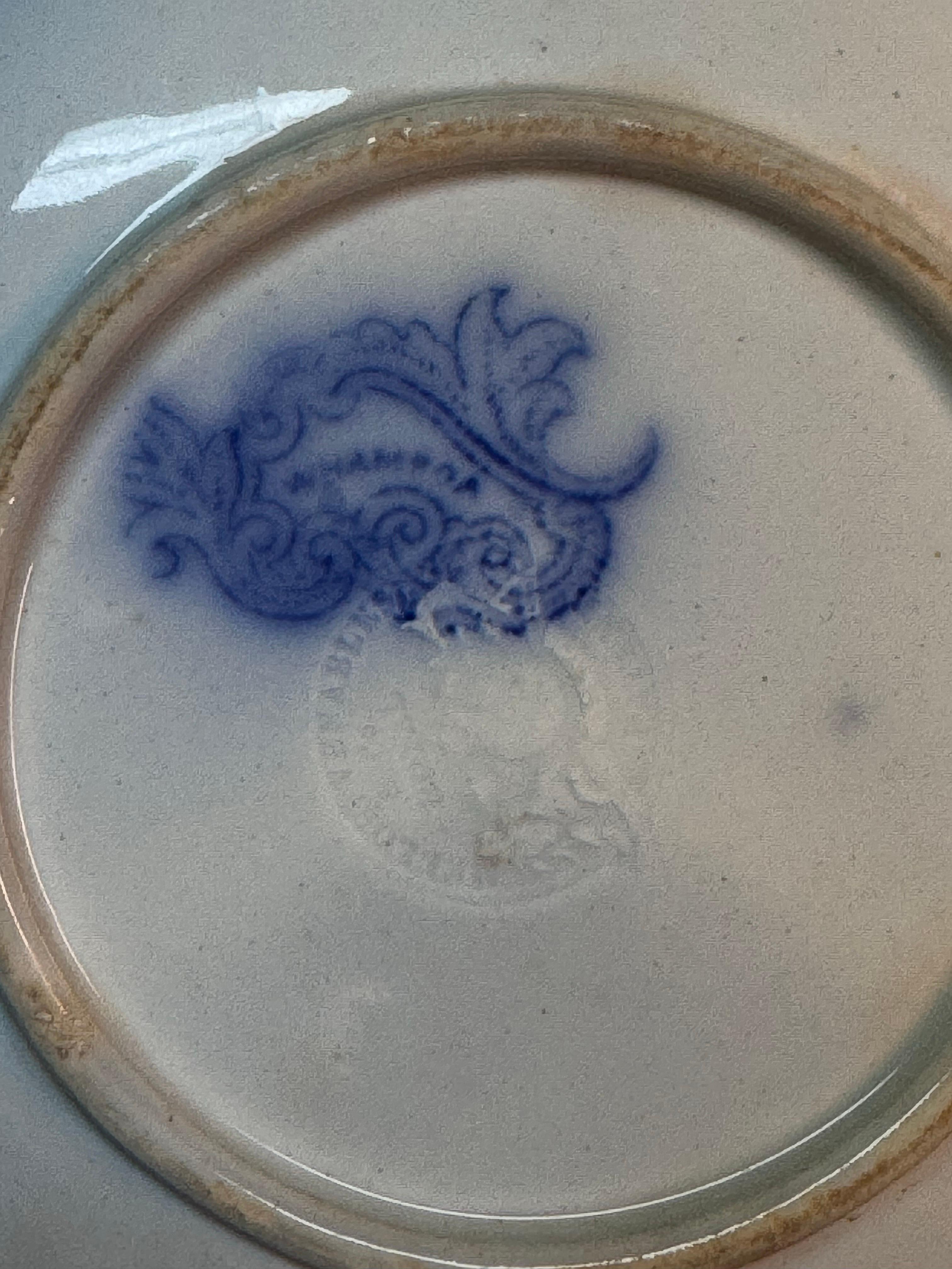 Plato azul y blanco, Staffordshire Patrón inglés Whampoa Impreso por transferencia Cerámico en venta