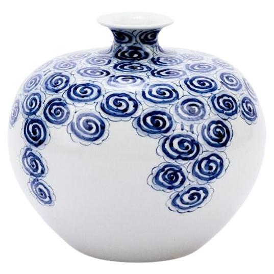 Blue & White Driftting Cloud Pomeranate Porcelain Vase