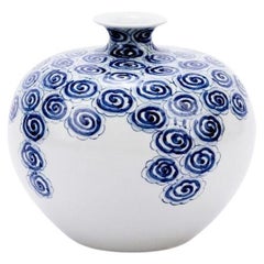 Blue & White Driftting Cloud Pomeranate Porcelain Vase