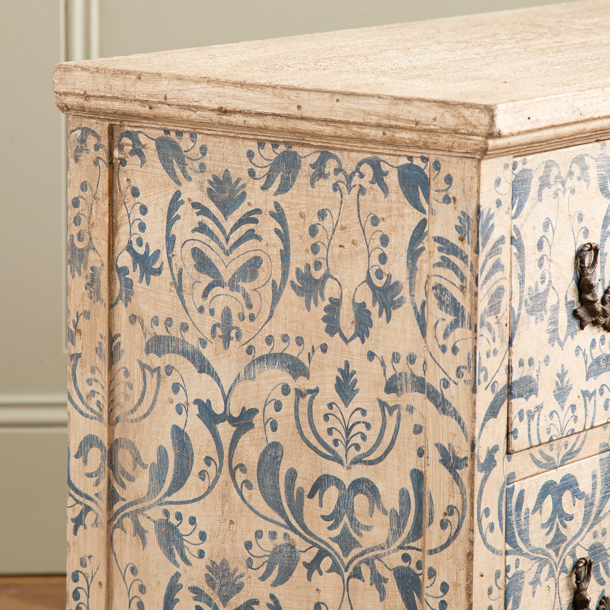 Wood Blue & White Florentine Style Hand Painted Italian Chest Of Drawers/Commode For Sale