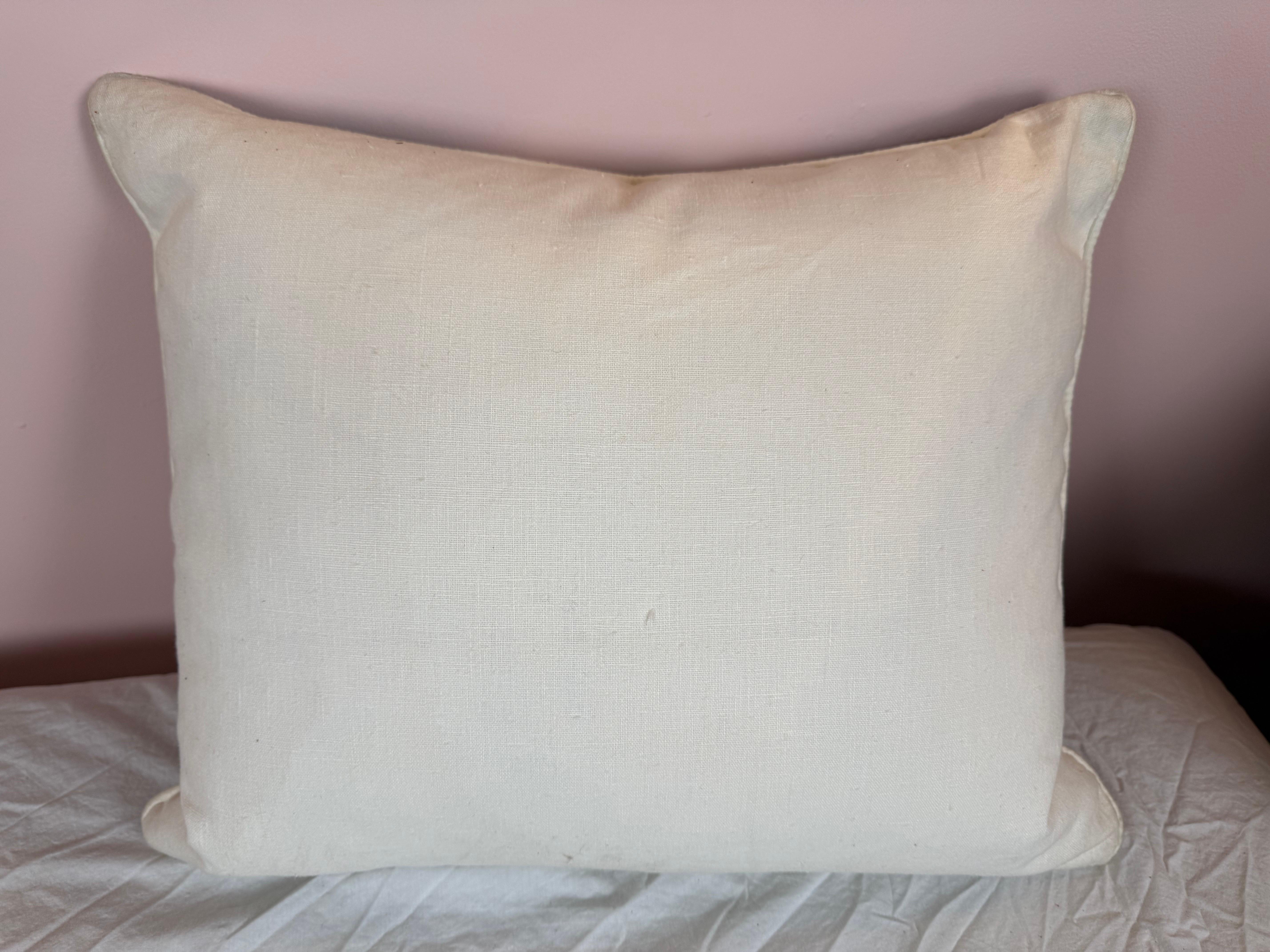 Blue & White French Toile Pillow In New Condition For Sale In Los Angeles, CA