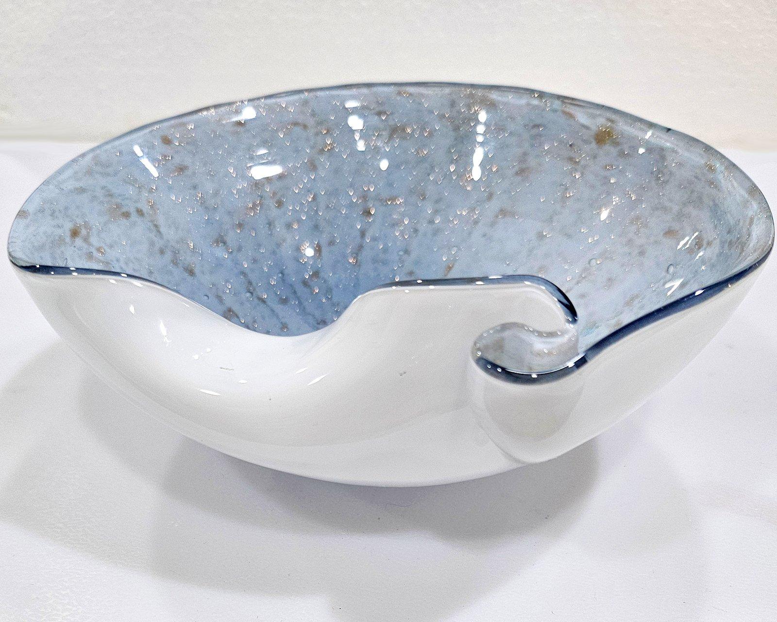 Altro Blue & White Murano Glass Bowl with Copper Aventurine by Fratelli Toso in vendita