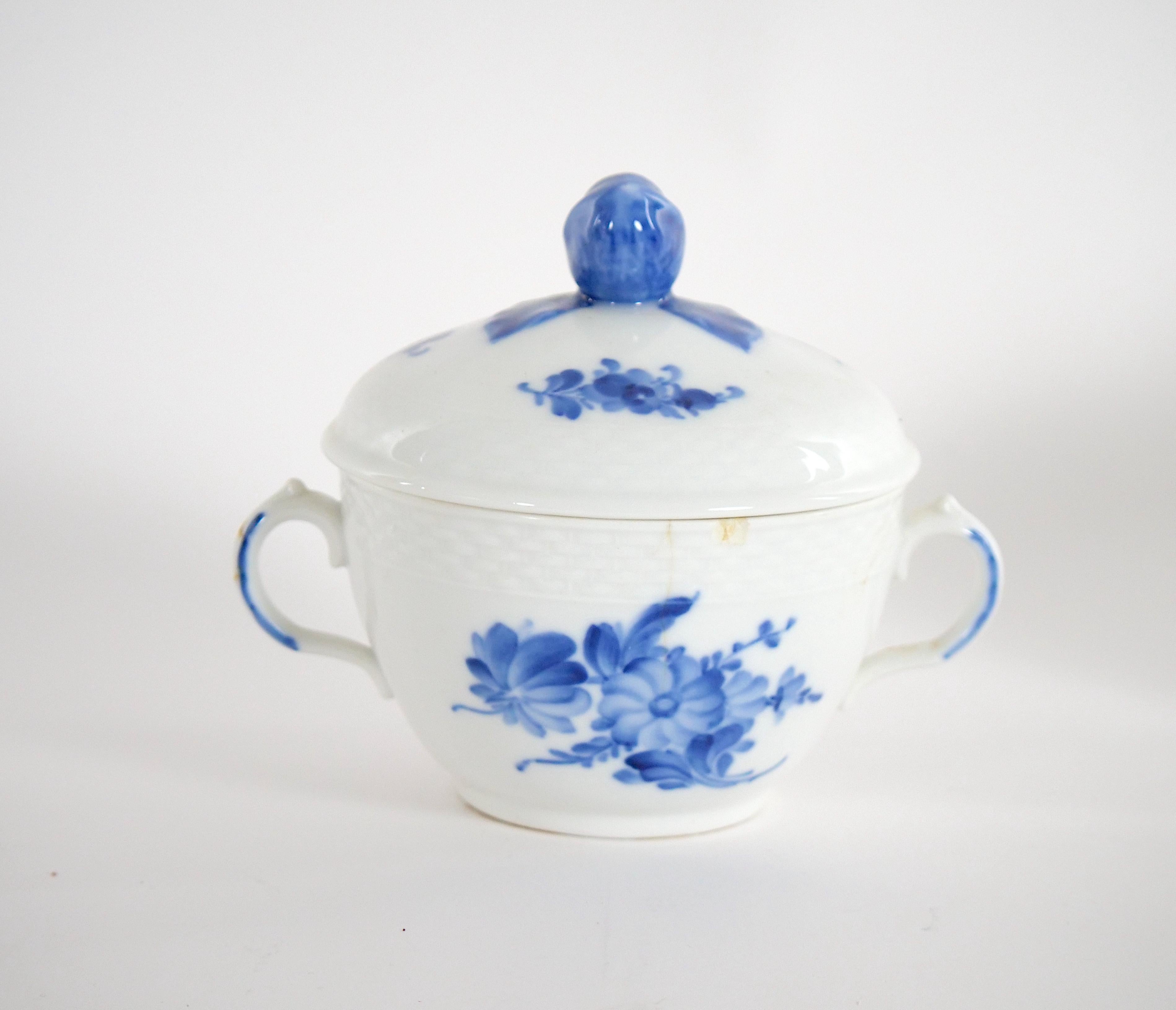 Blue & White Royal Copenhagen Denmark Part Dinner Set With Serving Pieces For Sale 10