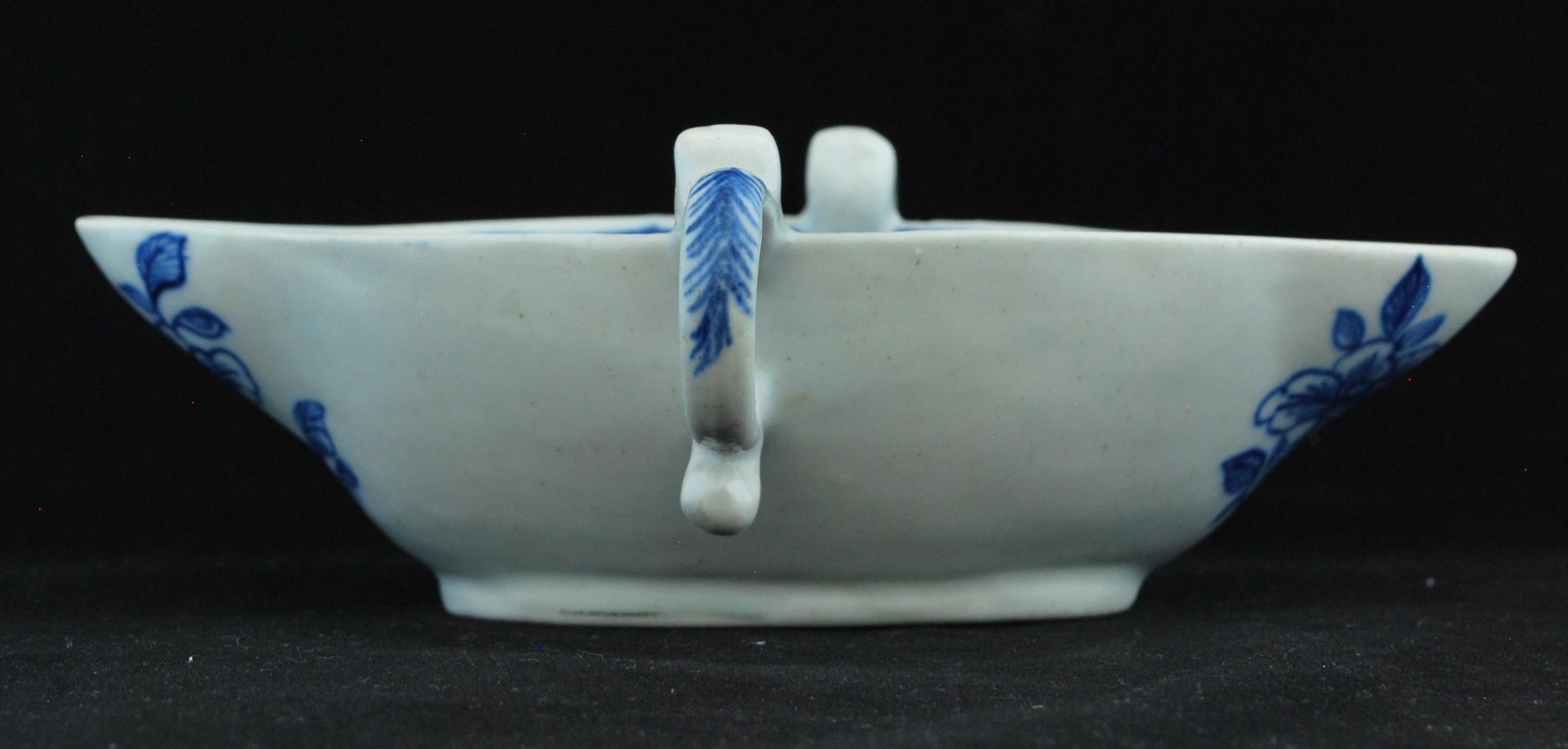 Chinoiserie Blue and White Sauce Boat, Bow Porcelain Factory, circa 1751 For Sale