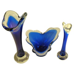 Trippel bleu/blanc du célèbre vase en verre Coquille de Flygsfors du milieu du 19ème siècle.