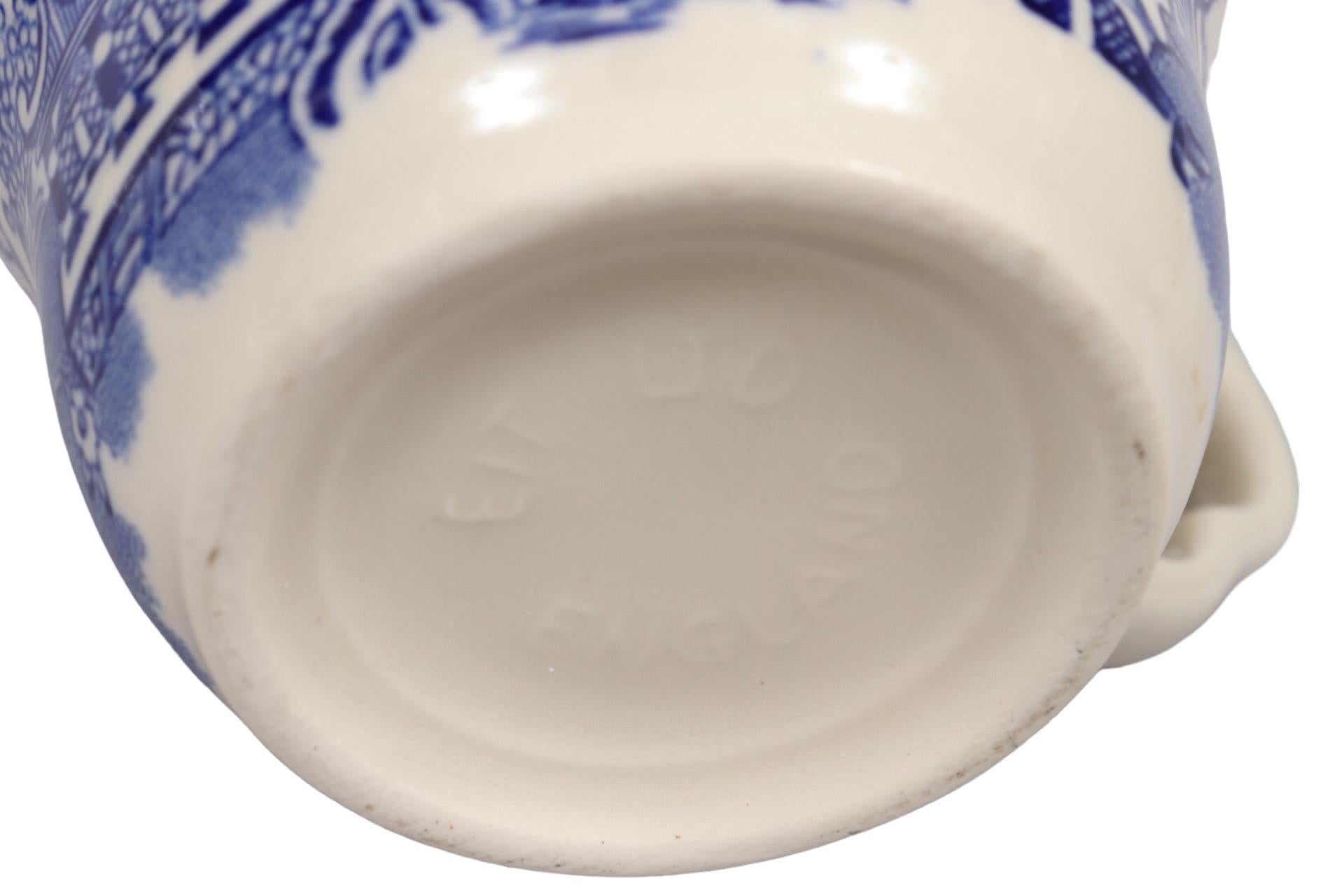 Blue Willow English Tea Cups, Set of 8 For Sale 1