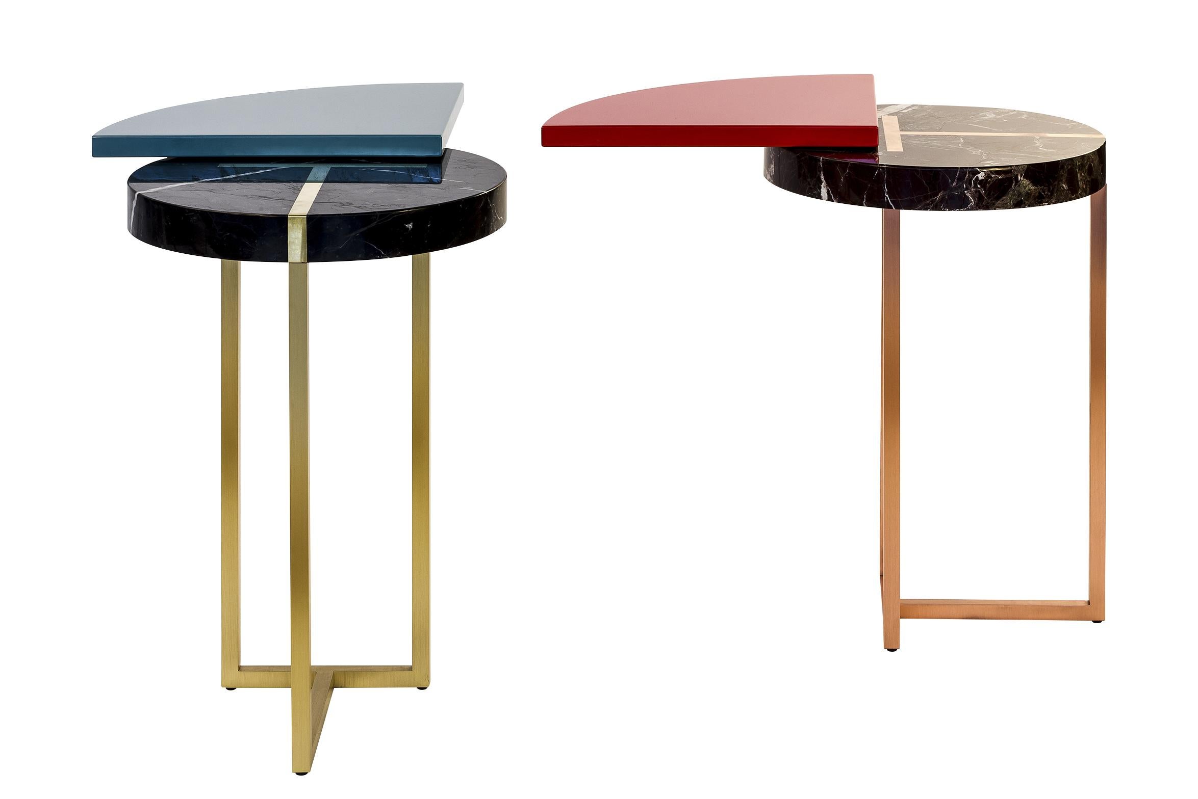 Other Blue Wing End Table in Lacquer Wood, Black Marquinia Marble and Brass For Sale
