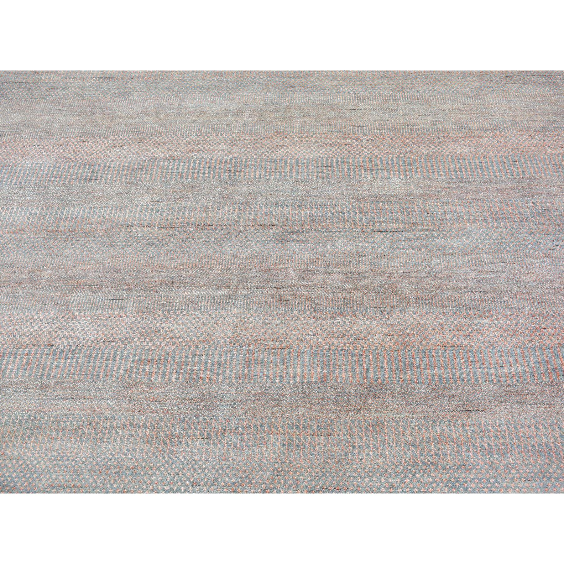 Noué à la main Tapis noué à la main, bleu avec touches de gazon pêche, 10'x14'2