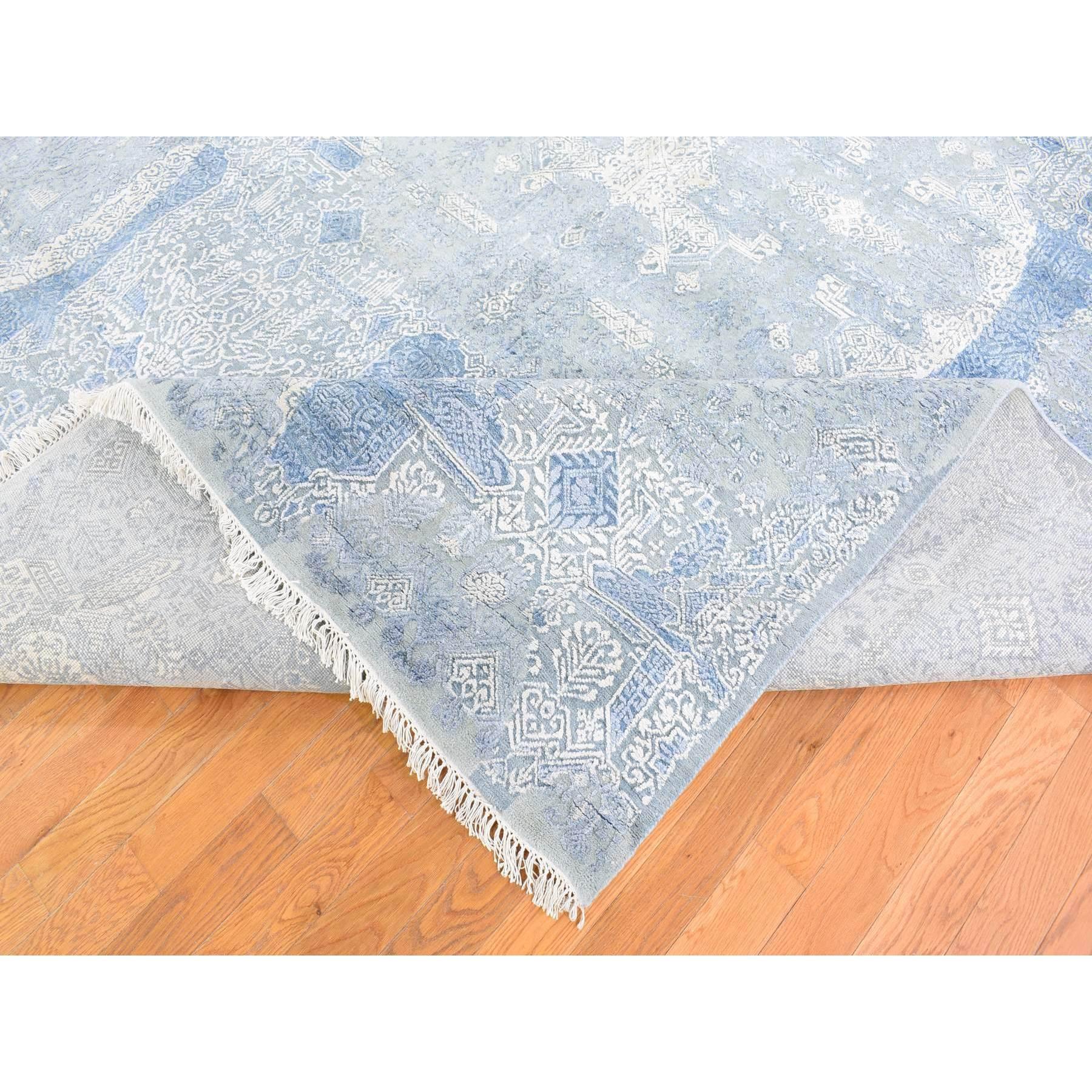 Blue Wool and Pure Silk Hand Knotted Jewellery Design Oriental Rug 9'0