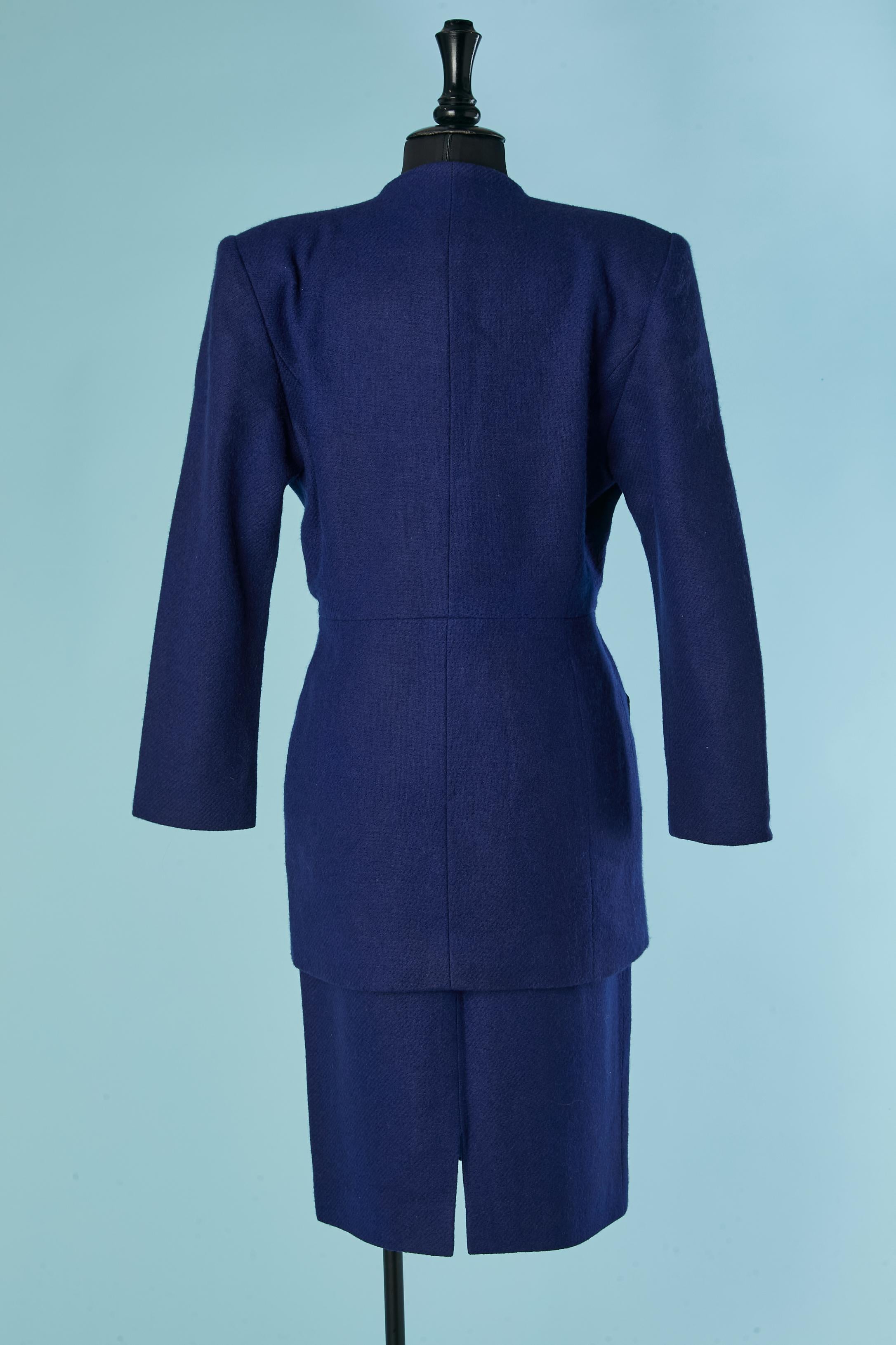 Combinaison jupe en laine bleue, détails en velours noir EMMANUELLE KHANH Pour femmes en vente