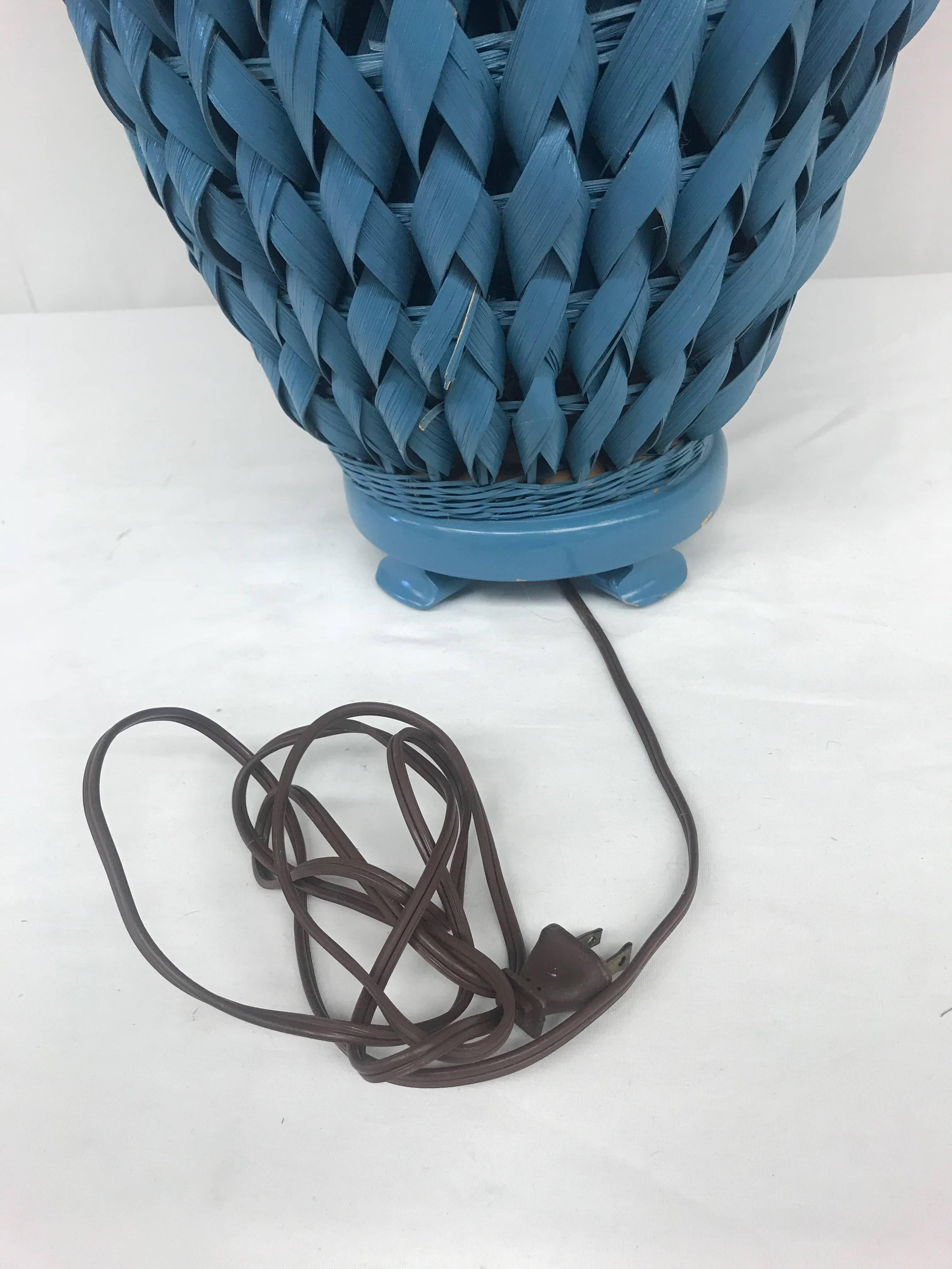 Blue Woven Wicker Table Lamp with Lacquered Shade For Sale 6