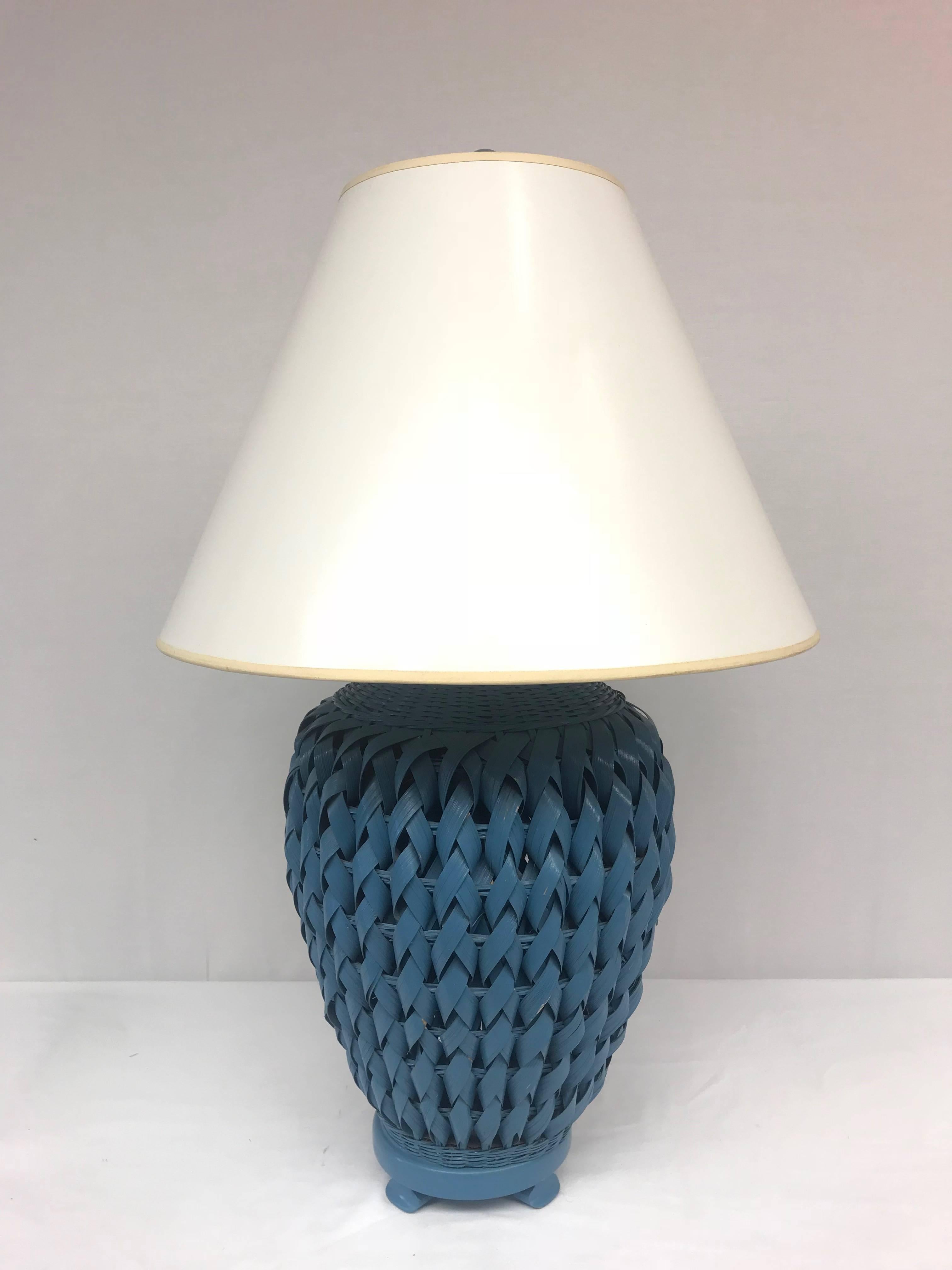 Other Blue Woven Wicker Table Lamp with Lacquered Shade For Sale