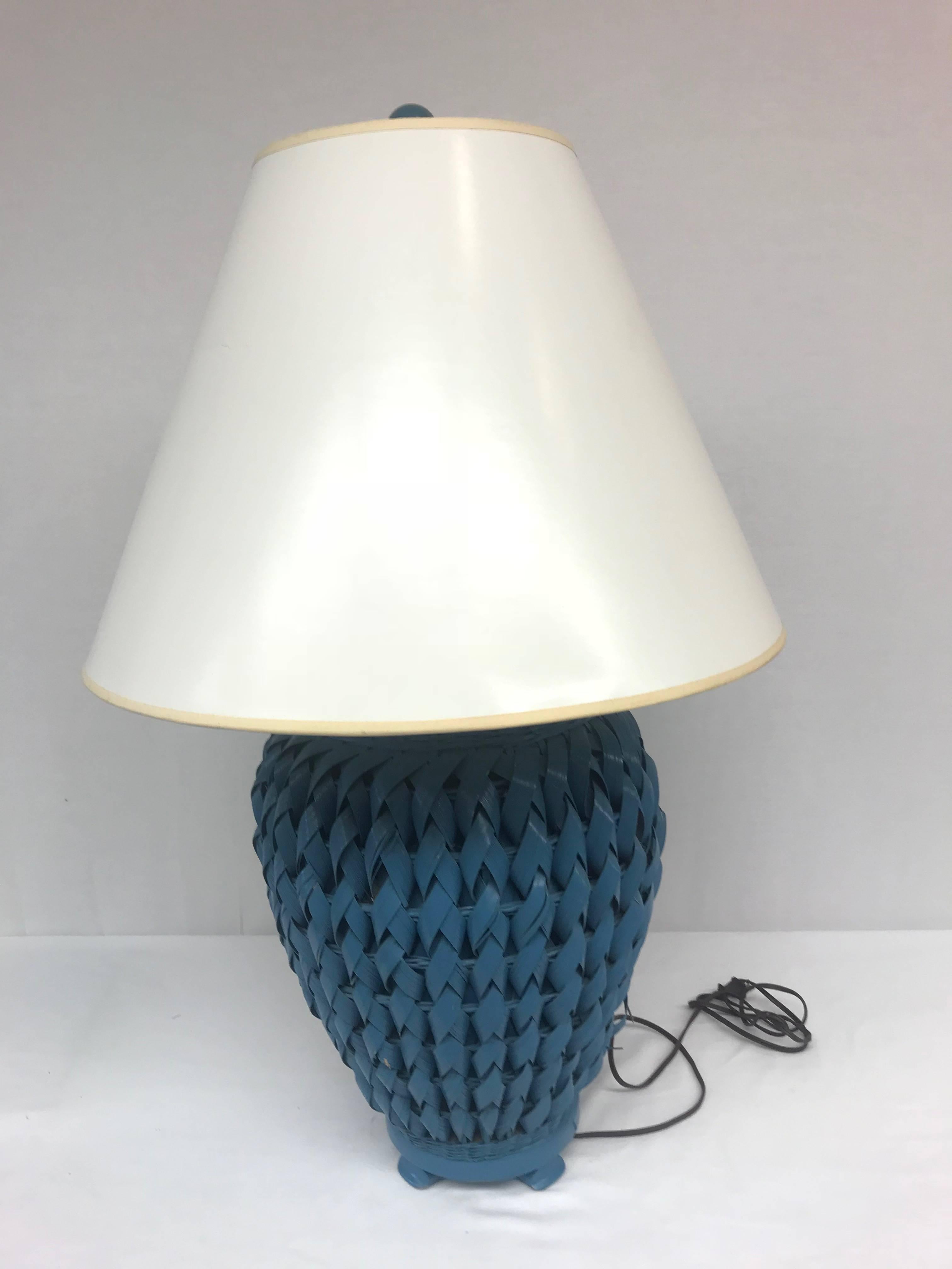 American Blue Woven Wicker Table Lamp with Lacquered Shade For Sale