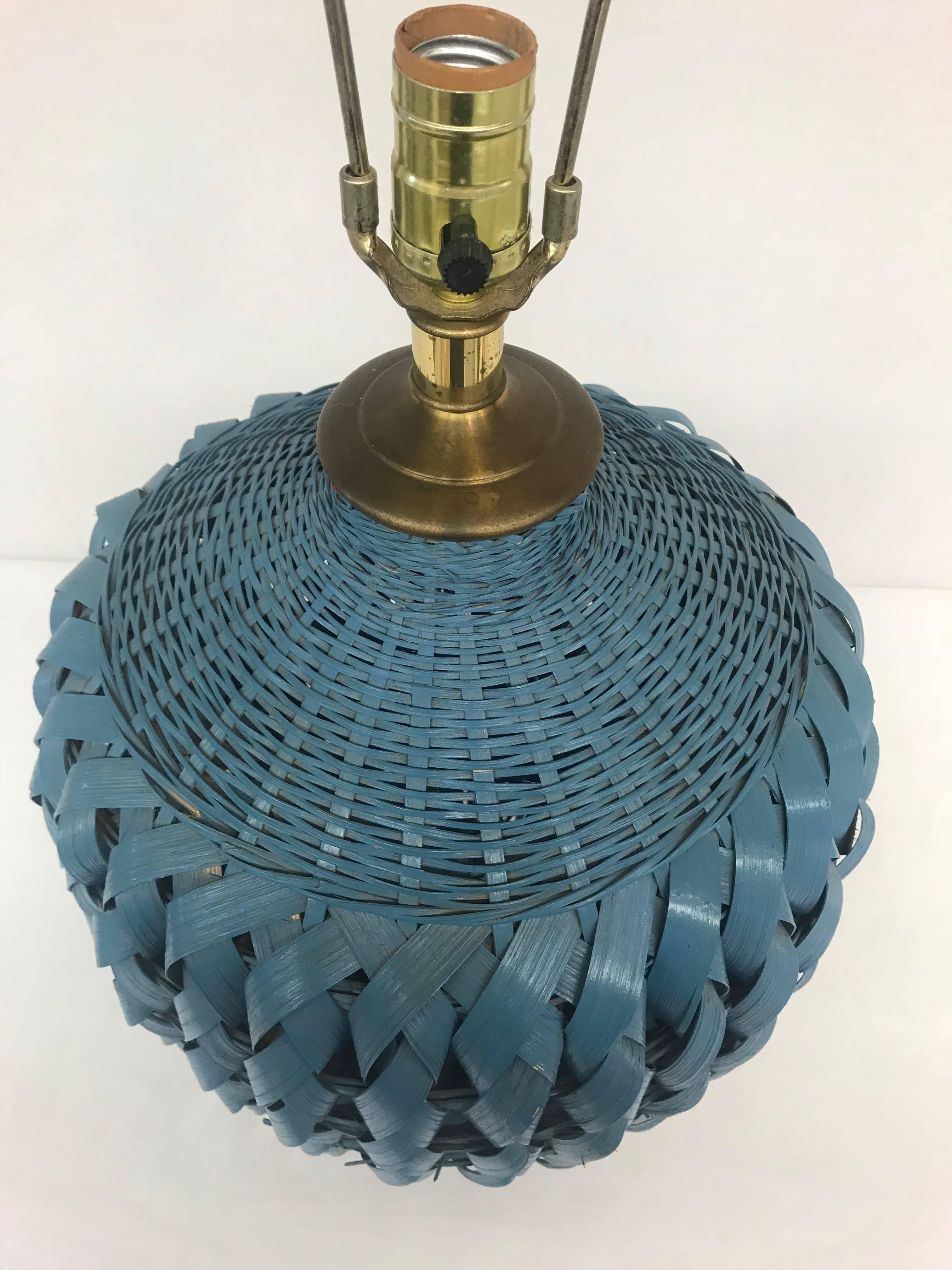 Blue Woven Wicker Table Lamp with Lacquered Shade For Sale 3