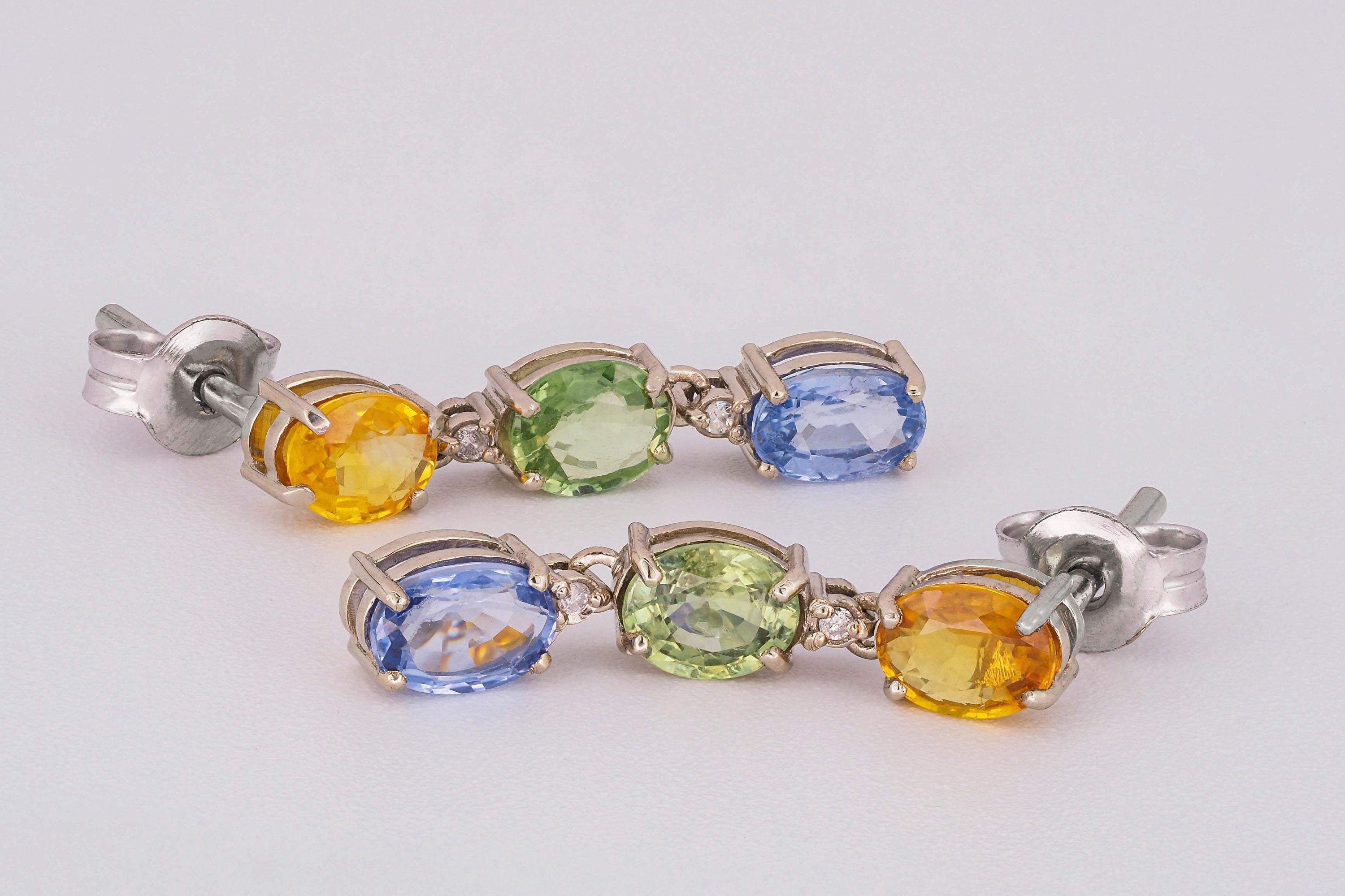 Women's Blue, yellow green sapphire 14k gold earrings For Sale