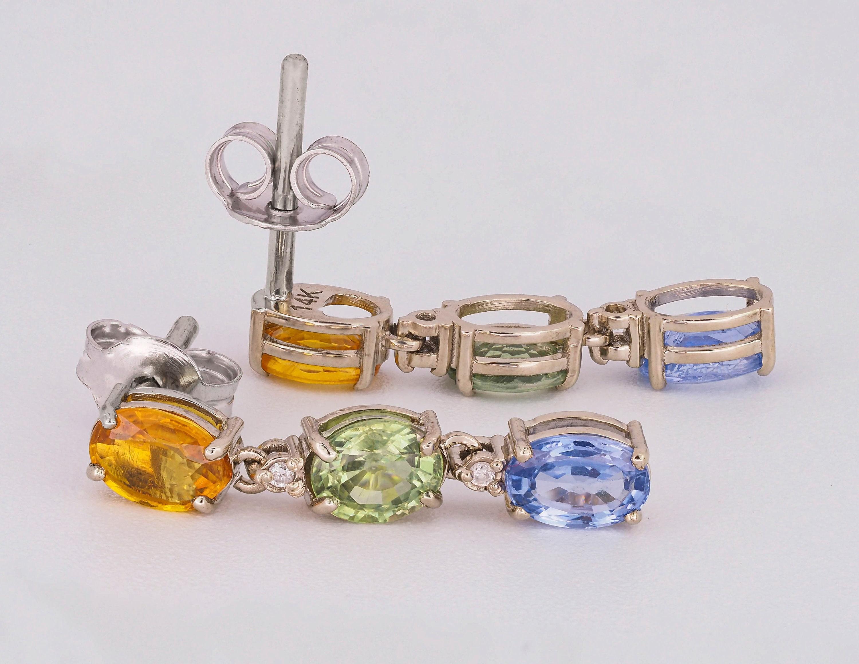 Blue, yellow green sapphire 14k gold earrings For Sale 3