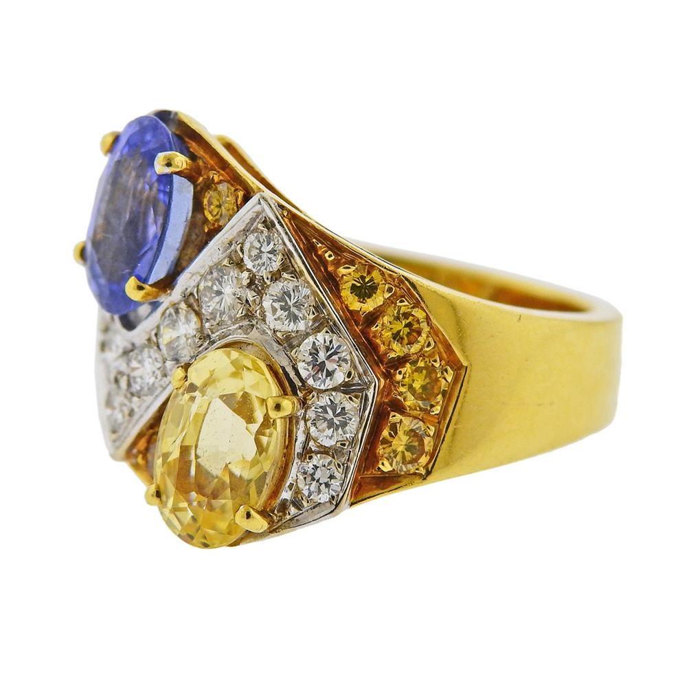 Blue Yellow Sapphire Diamond Gold Ring In Excellent Condition For Sale In New York, NY