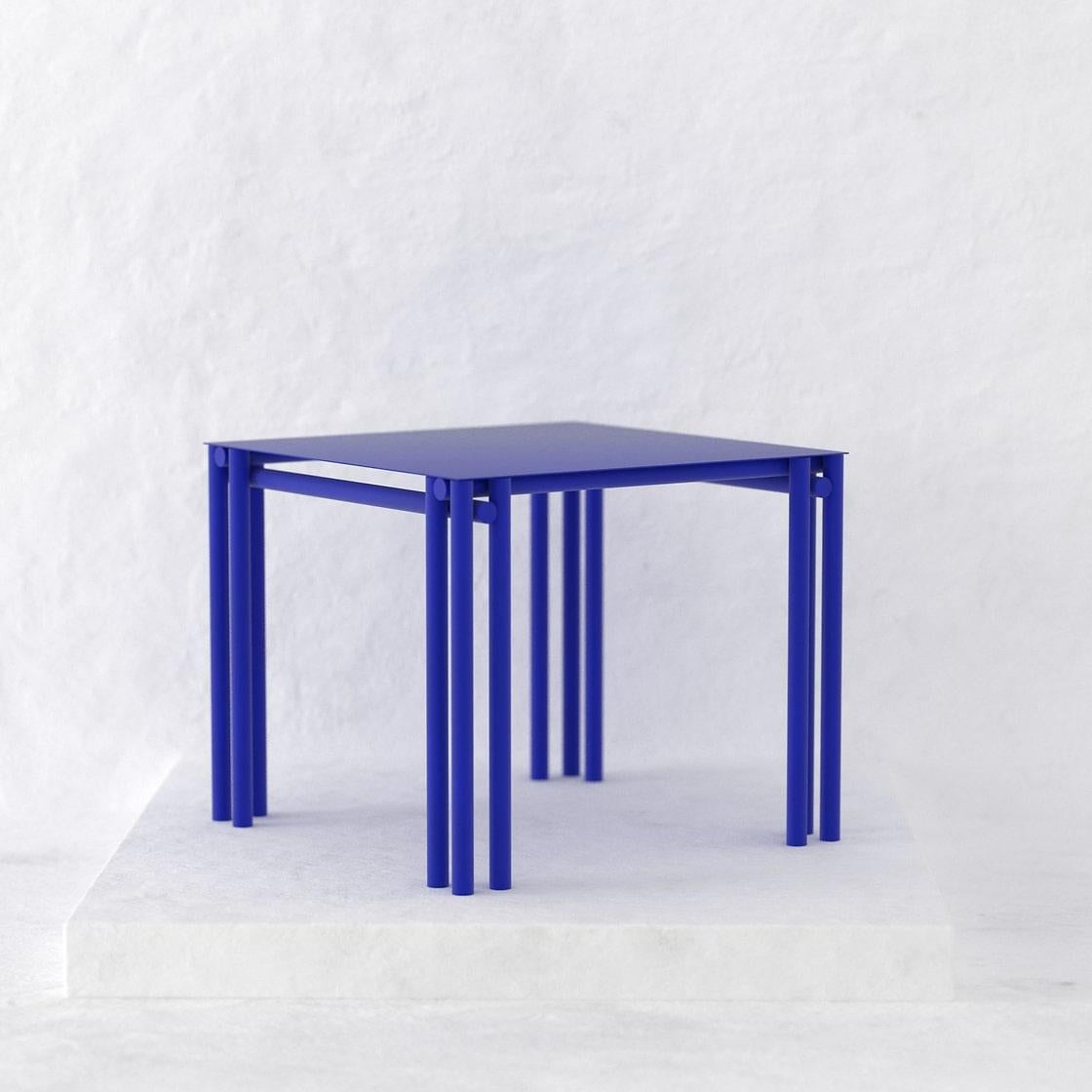 Mexicain Table de salle à manger carrée bleu Yves Dolmen en vente