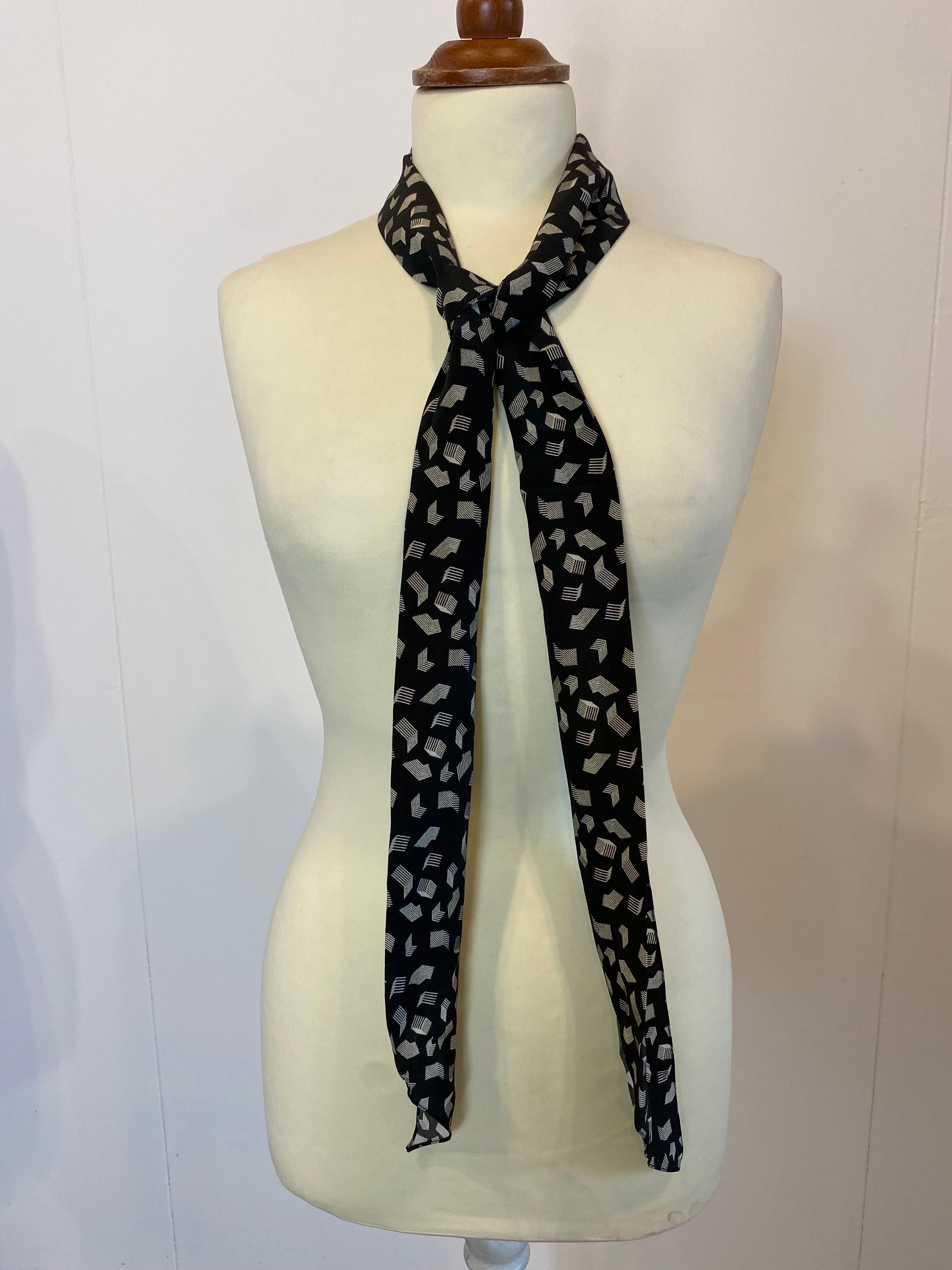 Black Blue Yves Saint Laurent tie. For Sale