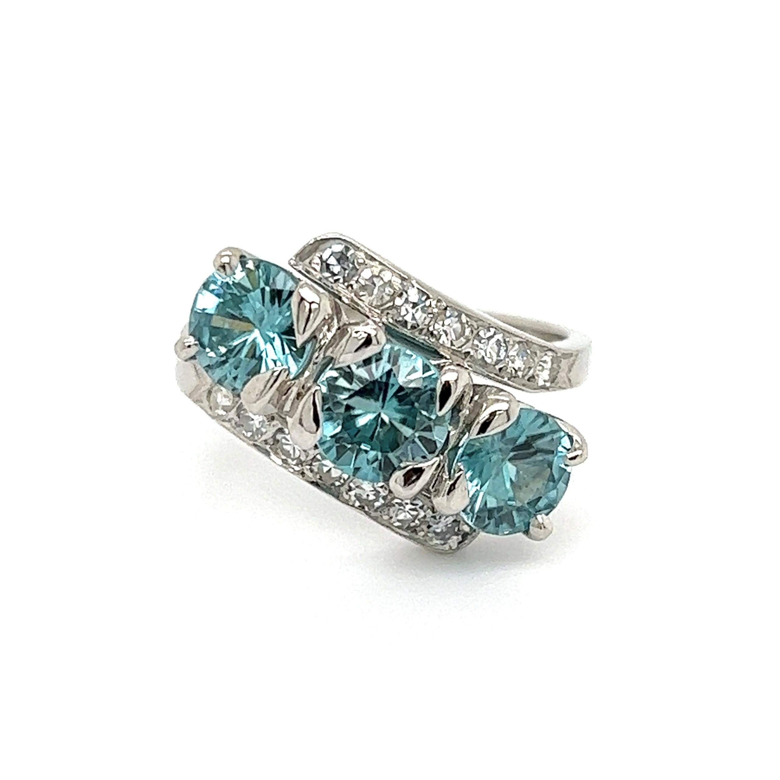 Mixed Cut Vintage Blue Zircon Diamond 3-Stone Platinum Cocktail Ring Estate Fine Jewelry For Sale