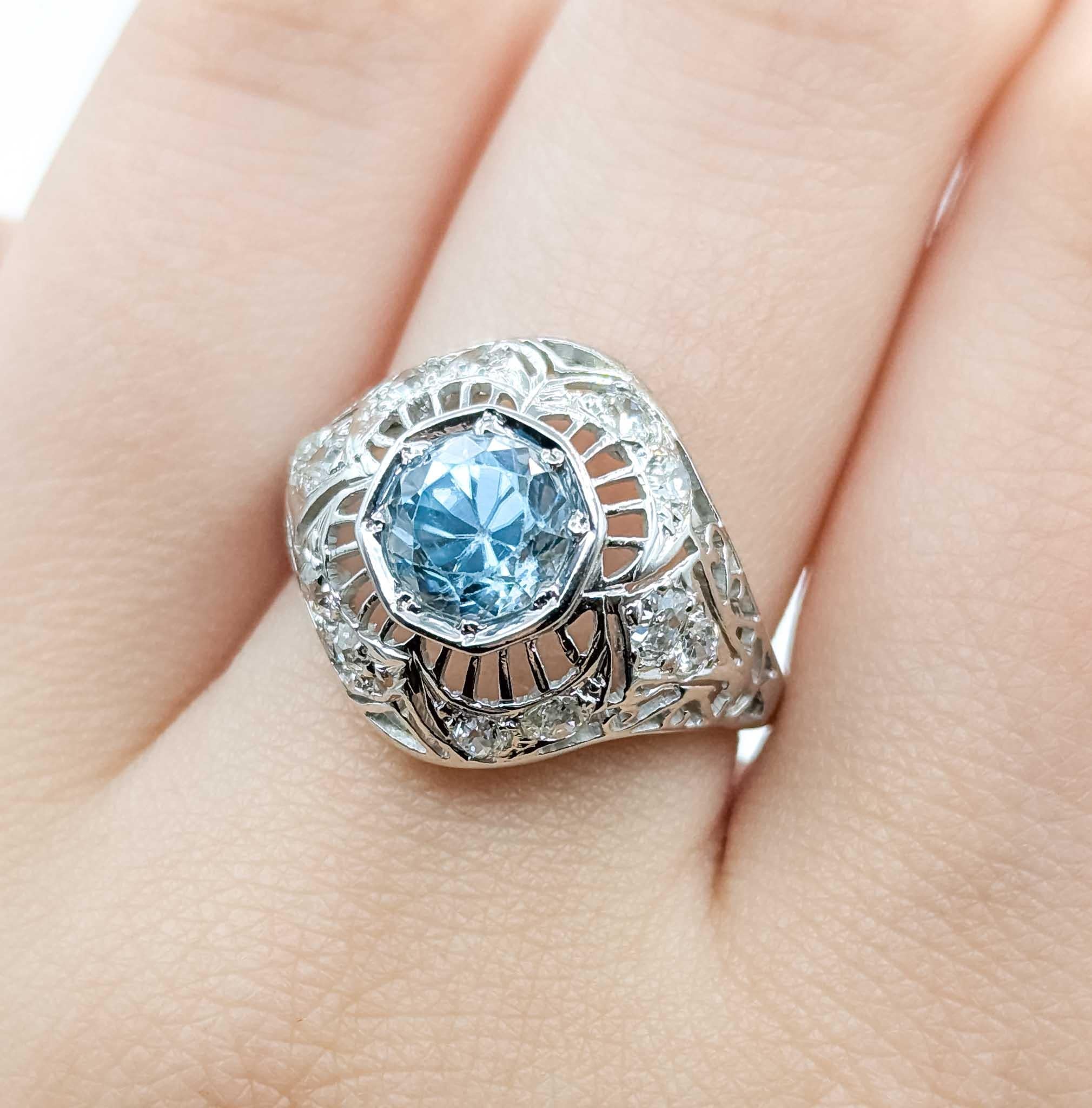 De las mujeres Anillo Art Decó de oro blanco de 18k con circonitas azules y diamantes en venta