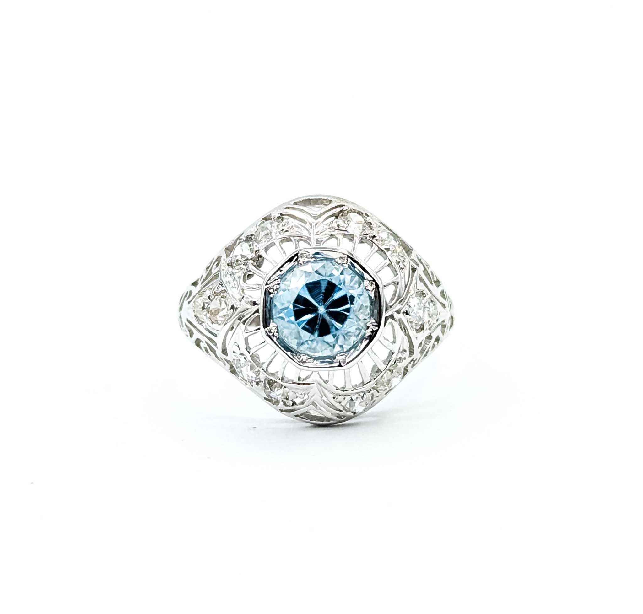 Anillo Art Decó de oro blanco de 18k con circonitas azules y diamantes en venta 3