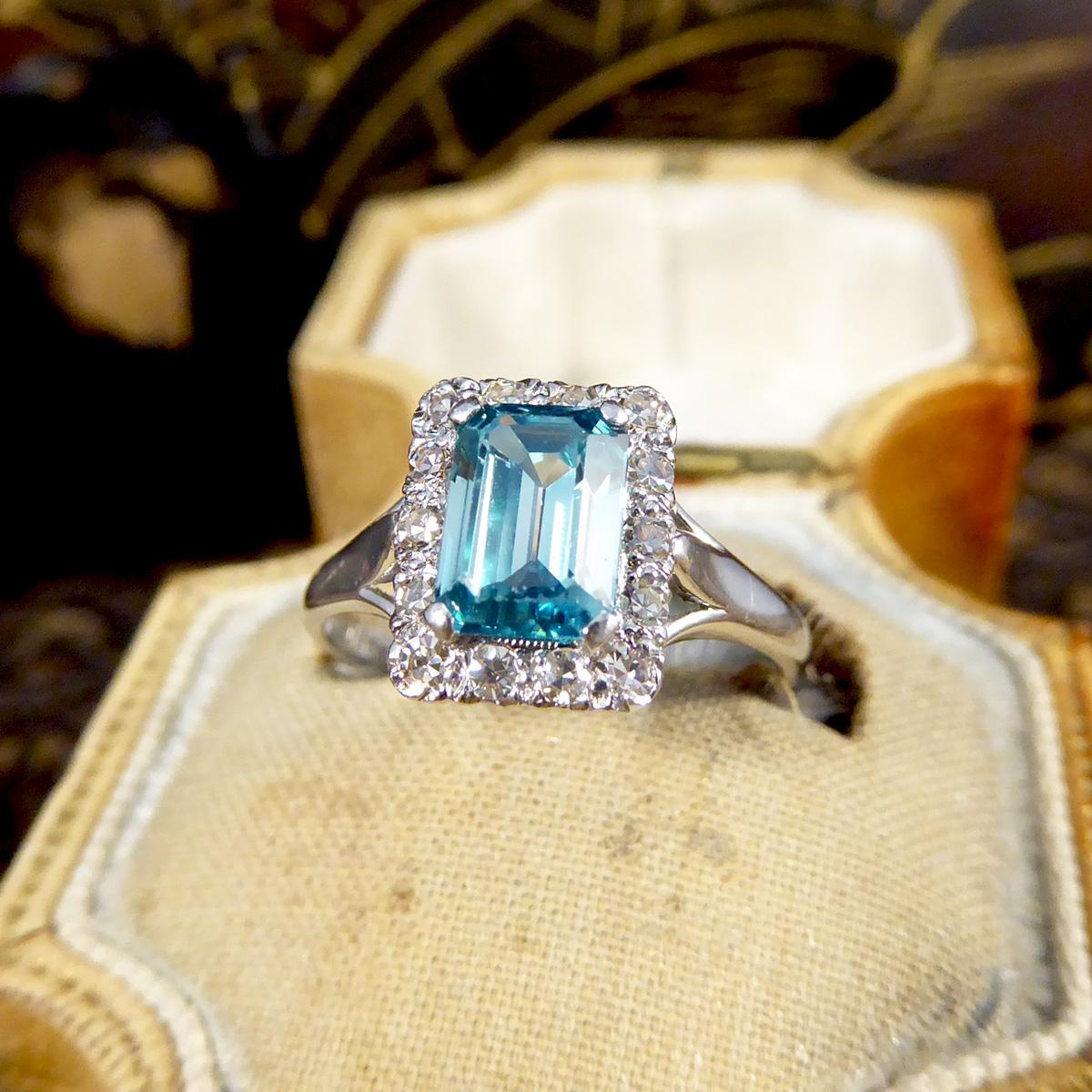 Blue Zircon and Diamond Cluster ring in 18ct White Gold and Platinum For Sale 4