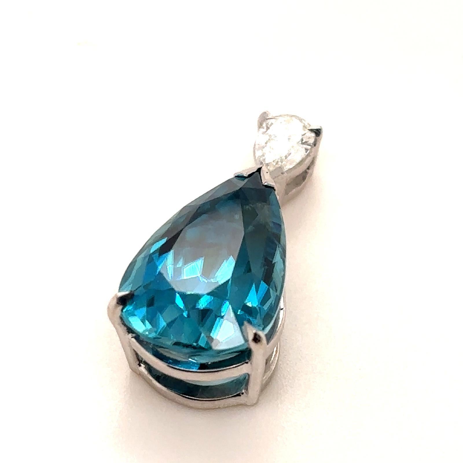 Women's Blue Zircon and Diamond Pendant Chain in 18 Karat White Gold For Sale