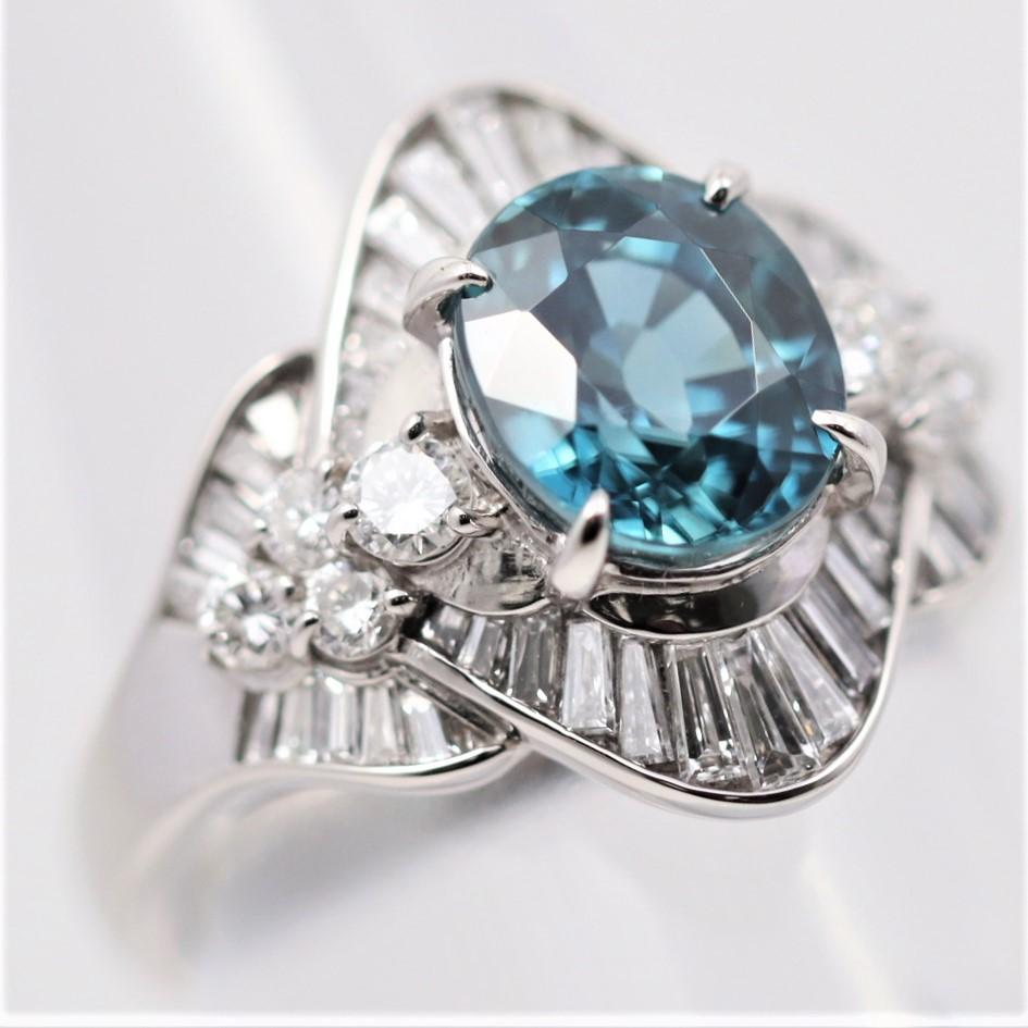 Blue Zircon Diamond Platinum Ring In New Condition For Sale In Beverly Hills, CA