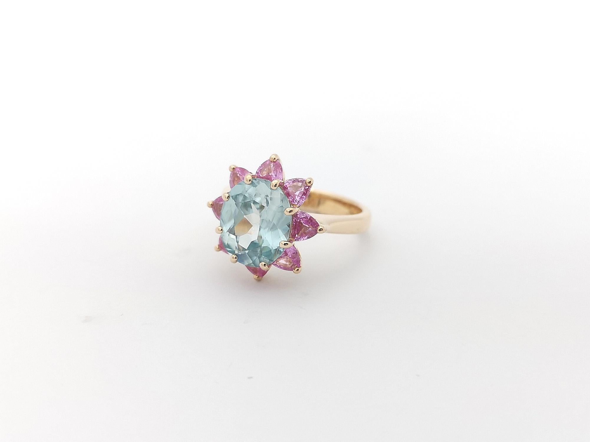 Blue Zircon with Pink Sapphire Ring Set in 18K Rose Gold Settings For Sale 4