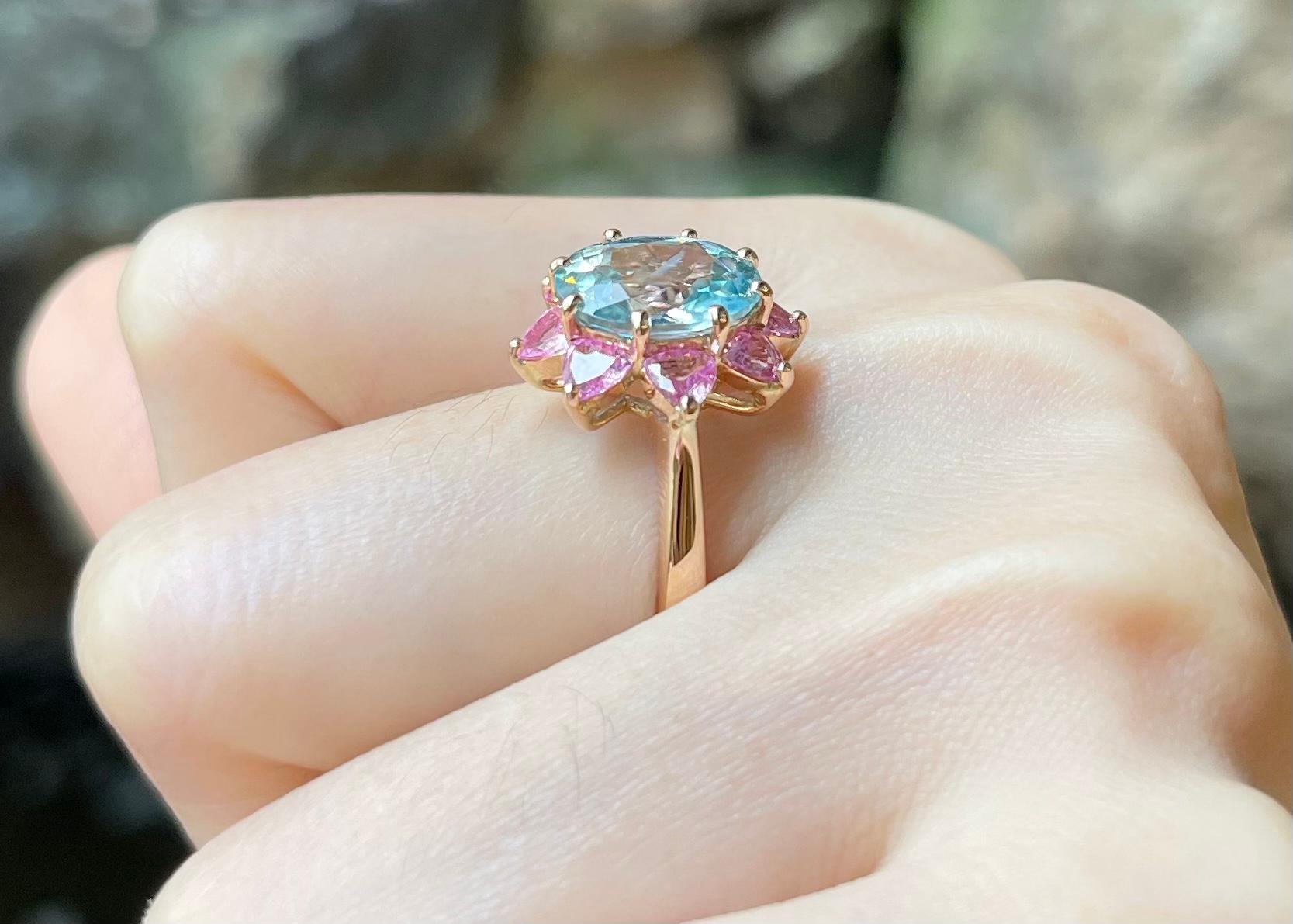 Blue Zircon with Pink Sapphire Ring Set in 18K Rose Gold Settings For Sale 1