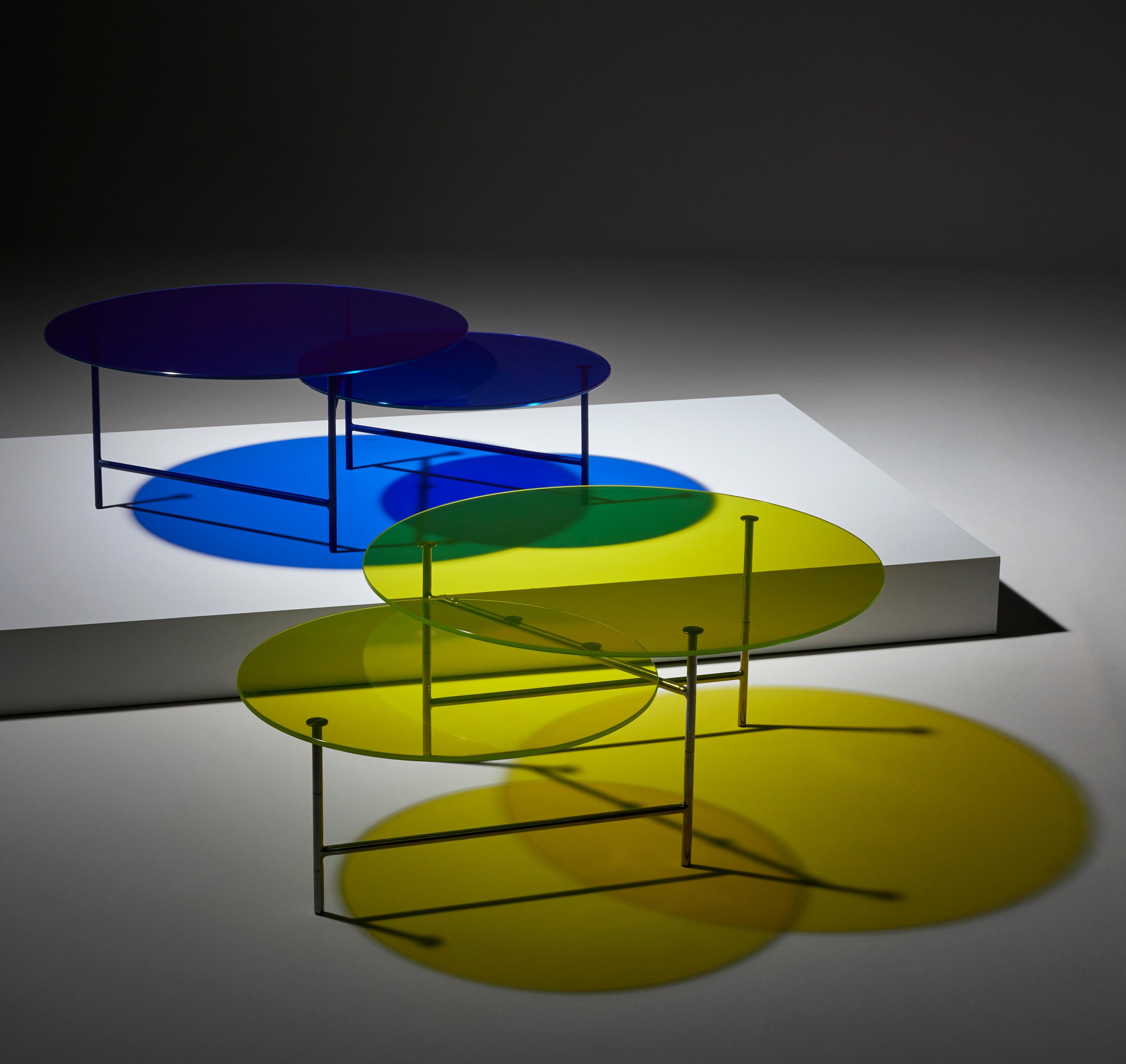 Zorro is a Minimalist yet graphical coffee table. The masked hero signature inspired the ingenious Z structure which supports a duo of overlapping round tabletops giving a sense of lightness to this simple and elegant
piece.
The design plays with