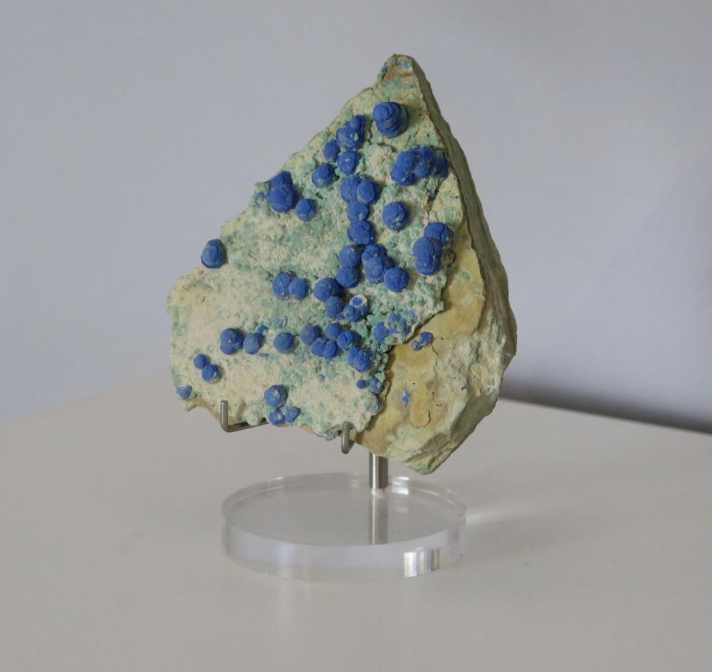 Blueberry Azurite and Malachite on Stand, North America In Good Condition In Pittsburgh, PA