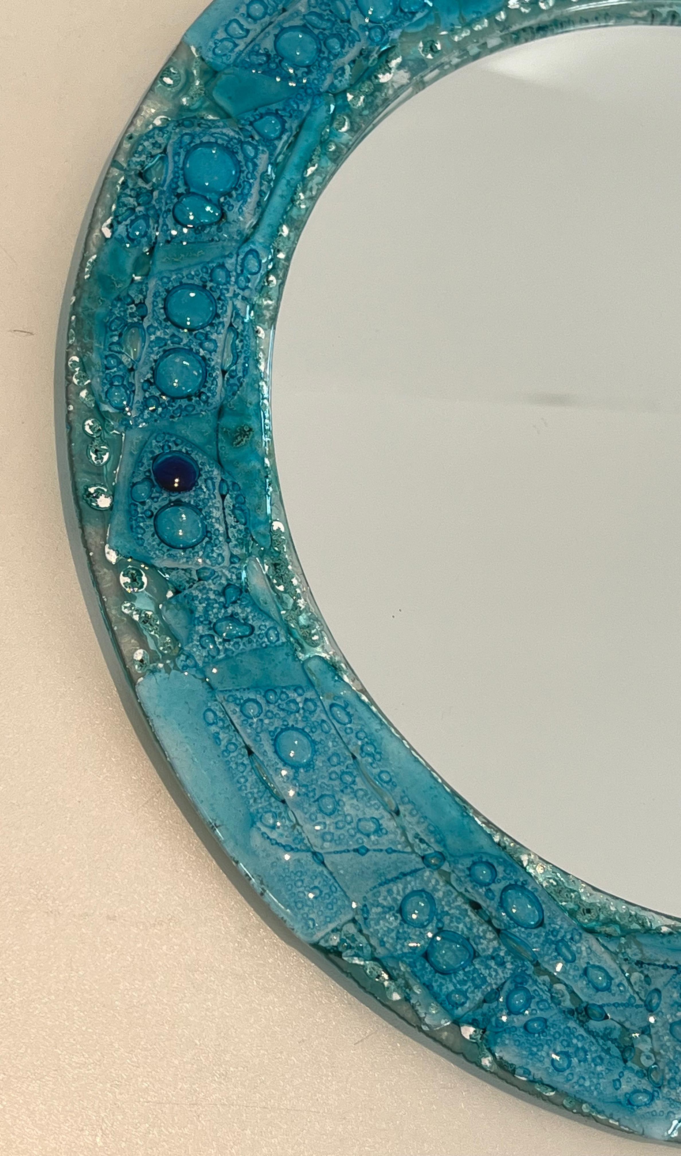 Miroir rond en verre bleuté. Travail français. Circa 1970 Bon état - En vente à Marcq-en-Barœul, Hauts-de-France