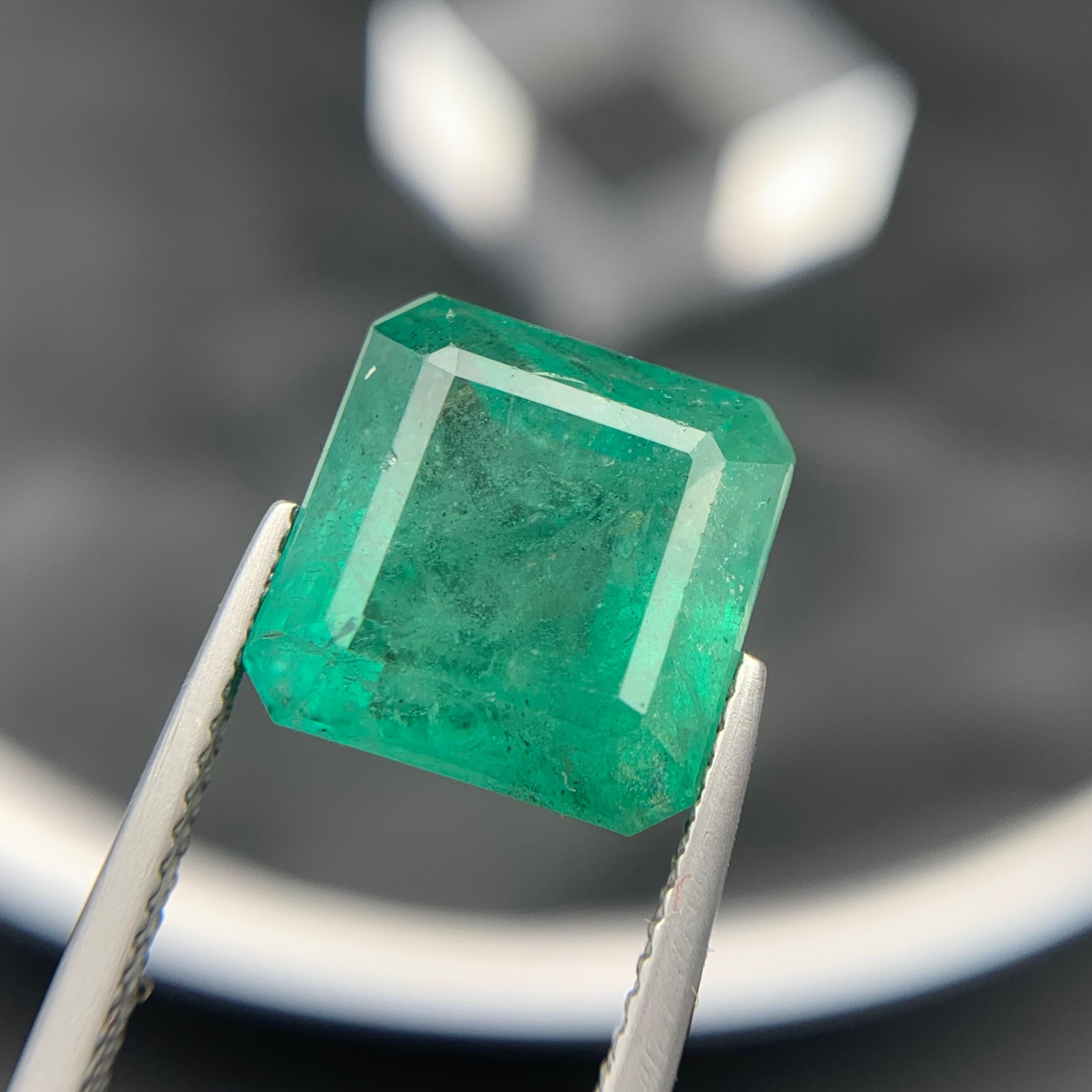 Emerald Cut Bluish Green Natural Emerald Ring, Pendant Loose Gemstone 10.75 Ct for Jewelry For Sale