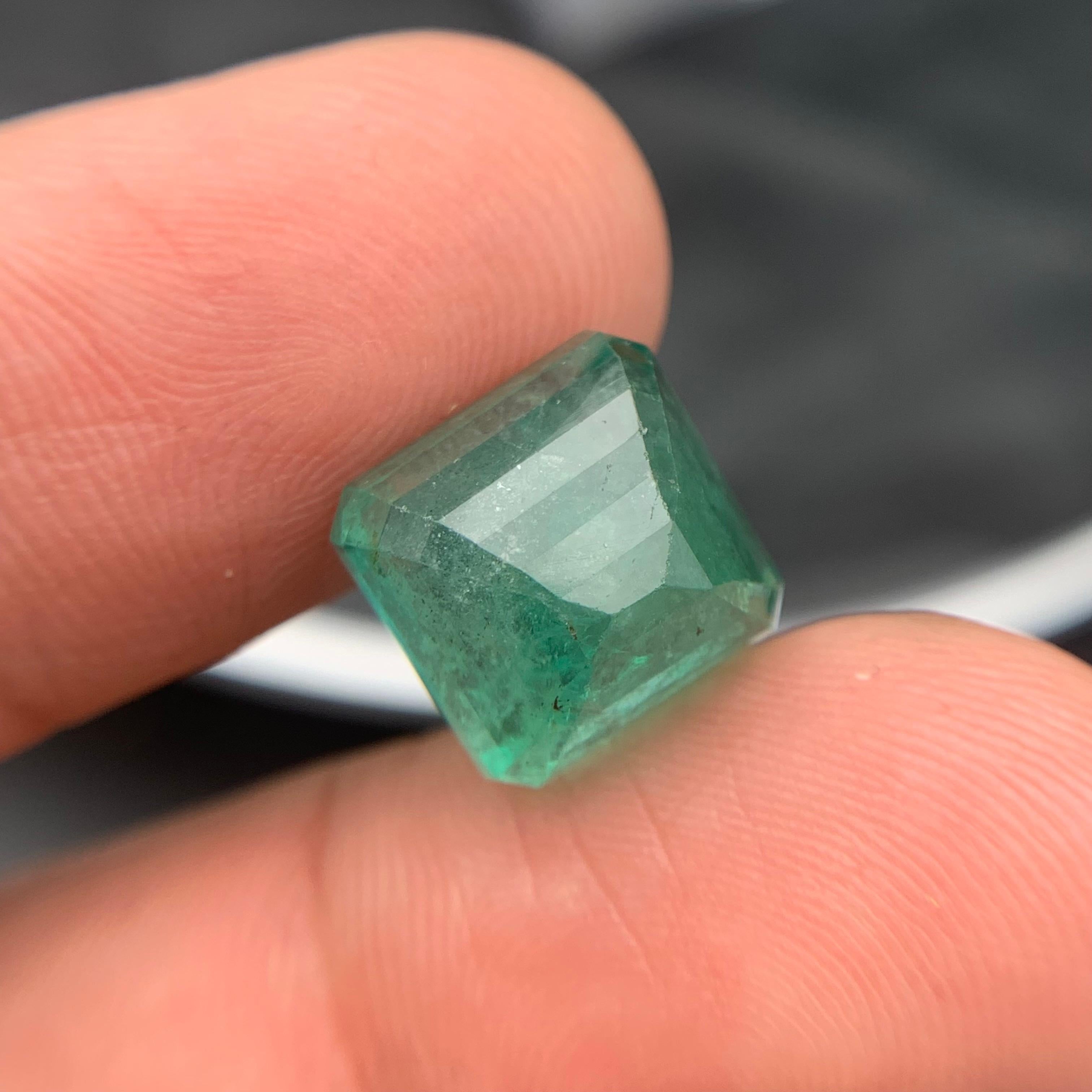 Bluish Green Natural Emerald Ring, Pendant Loose Gemstone 10.75 Ct for Jewelry For Sale 3