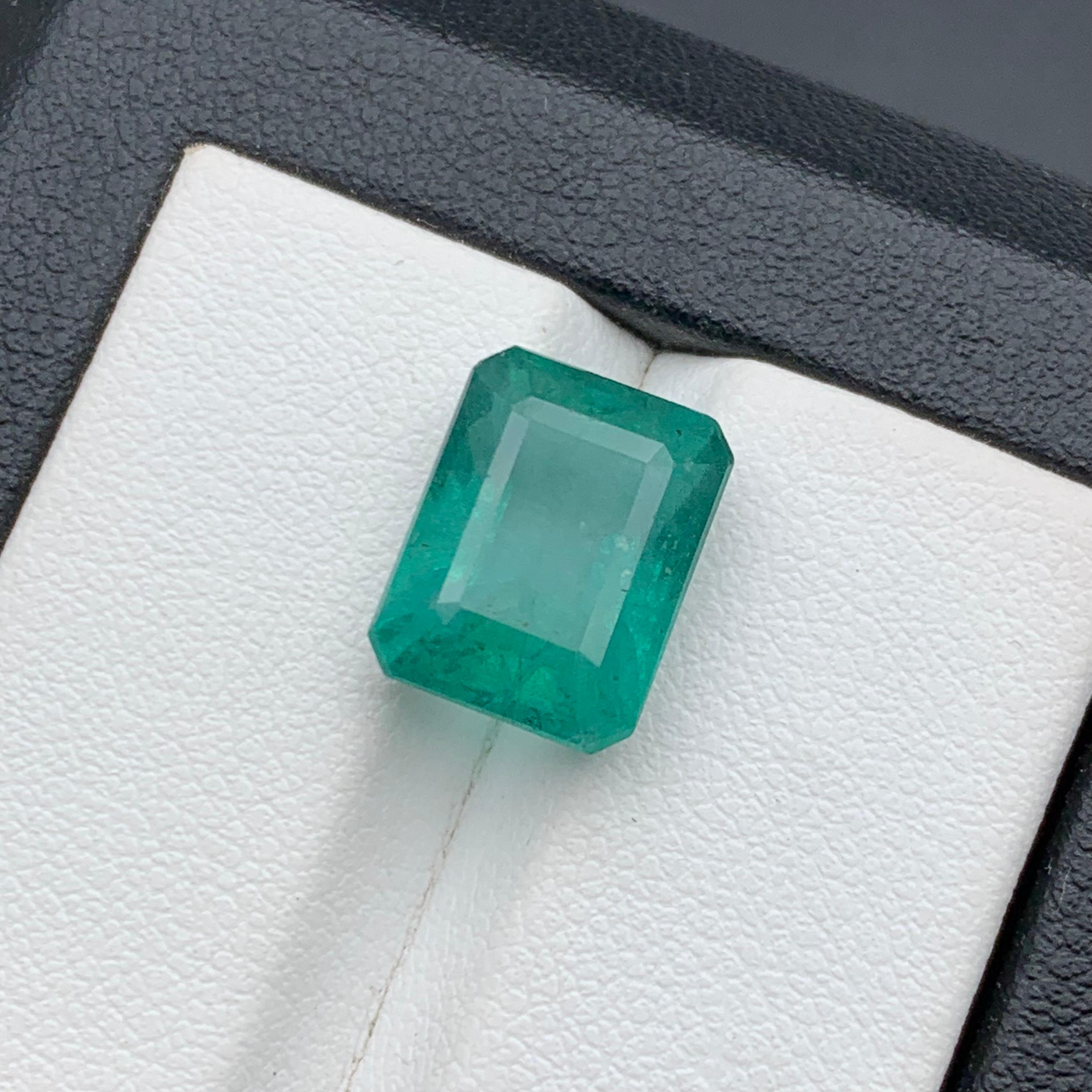 Emerald Cut Bluish Green Natural Emerald Ring, Pendant Loose Gemstone 6.35 Ct for Jewelry For Sale