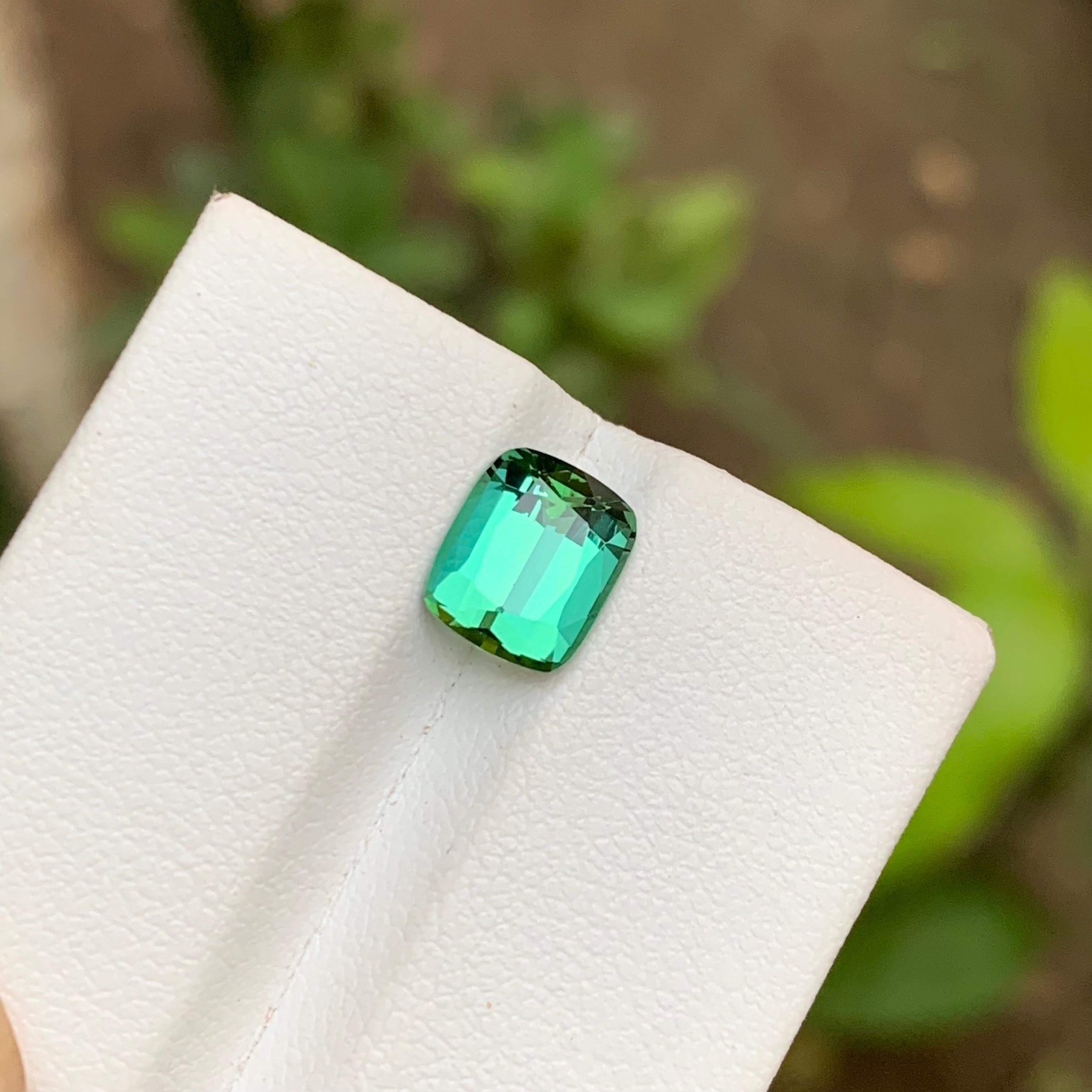 Pierre précieuse tourmaline naturelle vert bleuté taille coussin 2,25 carats pour bague, bijouterie en vente 5