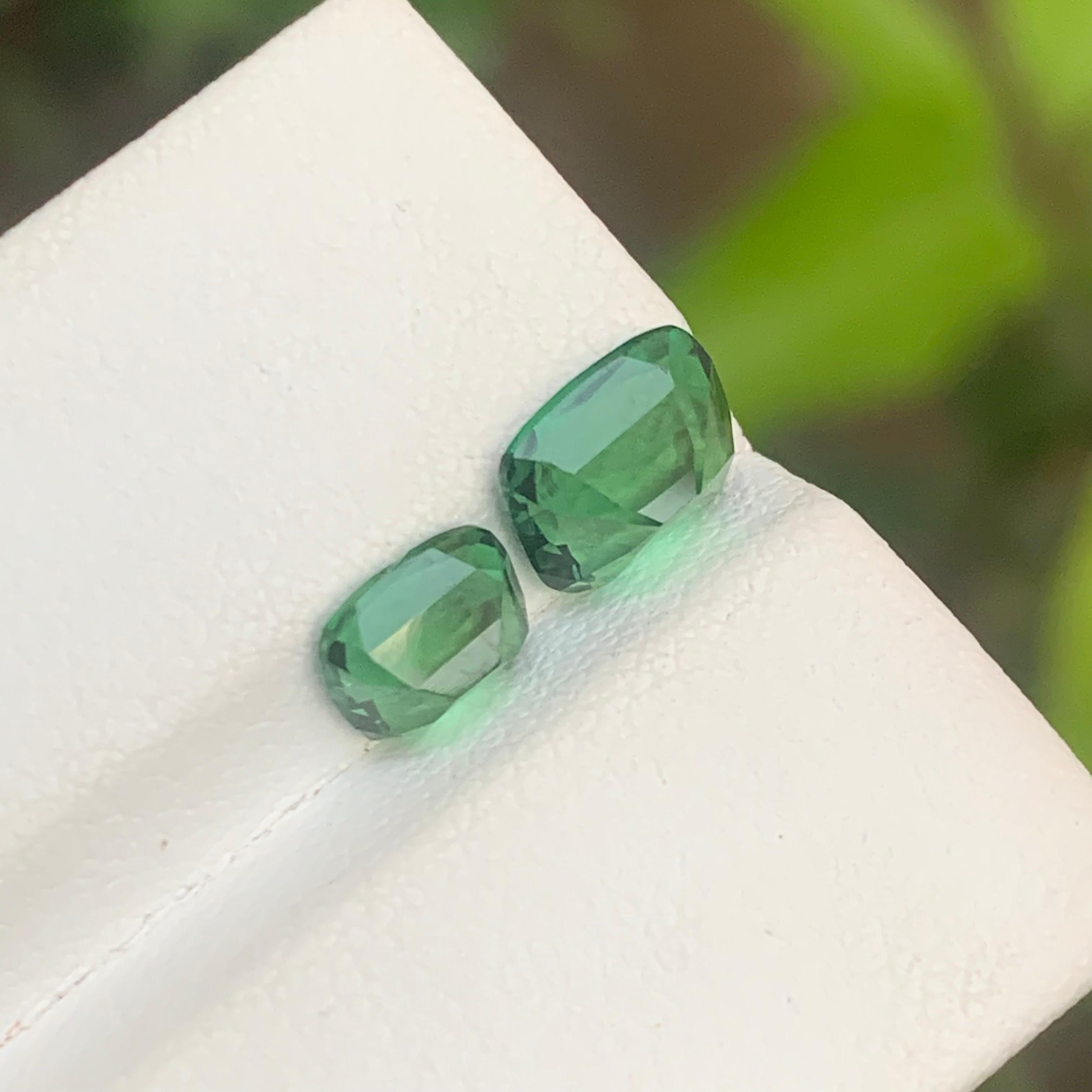 Pierres précieuses tourmaline naturelle vert bleuté taille coussin 2,55 carats pour bague, bijoux Unisexe en vente