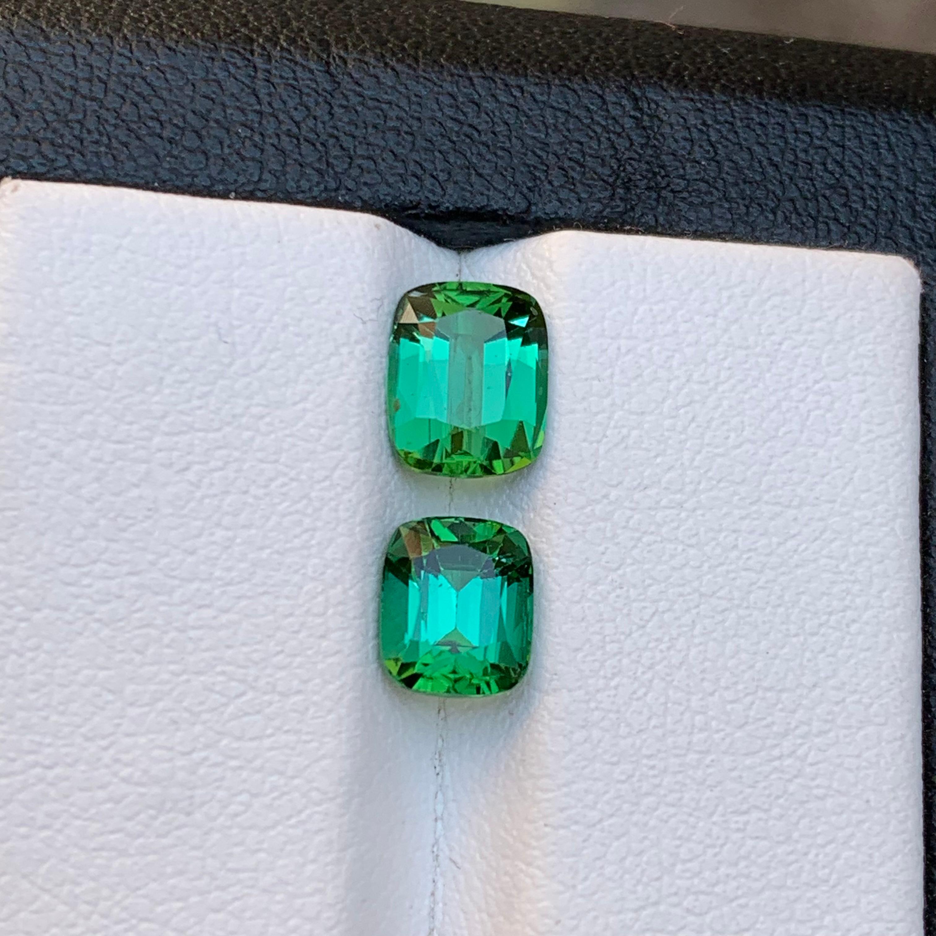 Anello di tormalina naturale verde bluastro, orecchini gemme sciolte 3 CT taglio cuscino in vendita 6