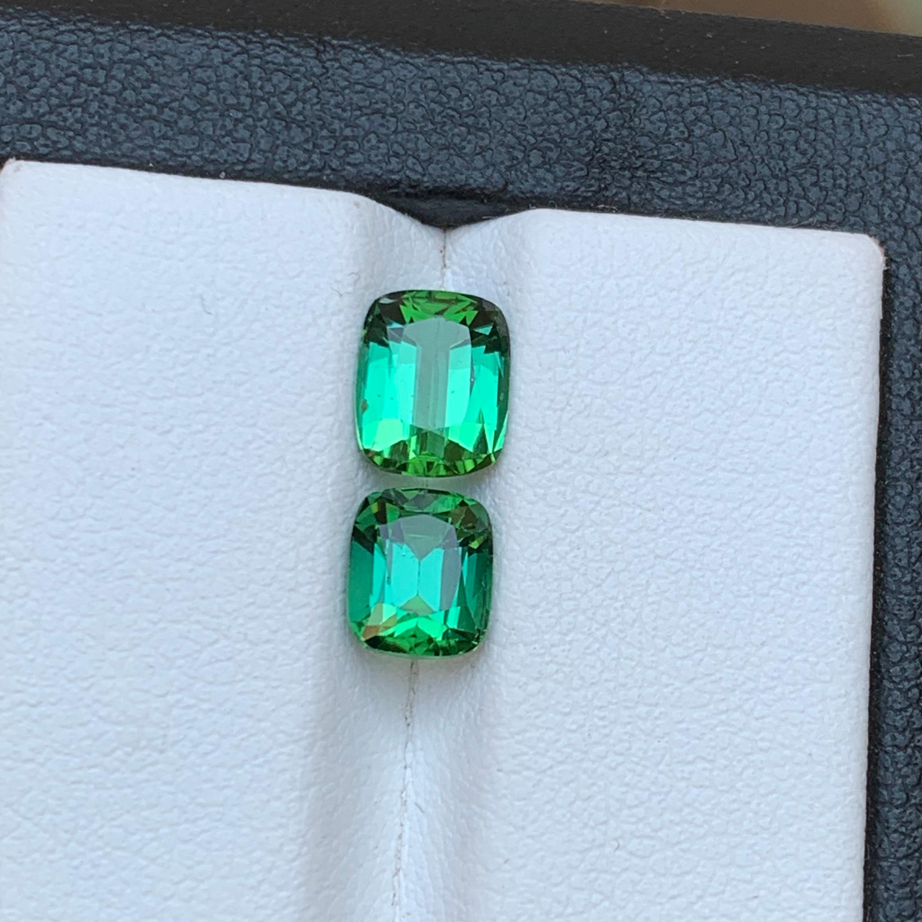 Anello di tormalina naturale verde bluastro, orecchini gemme sciolte 3 CT taglio cuscino in vendita 3
